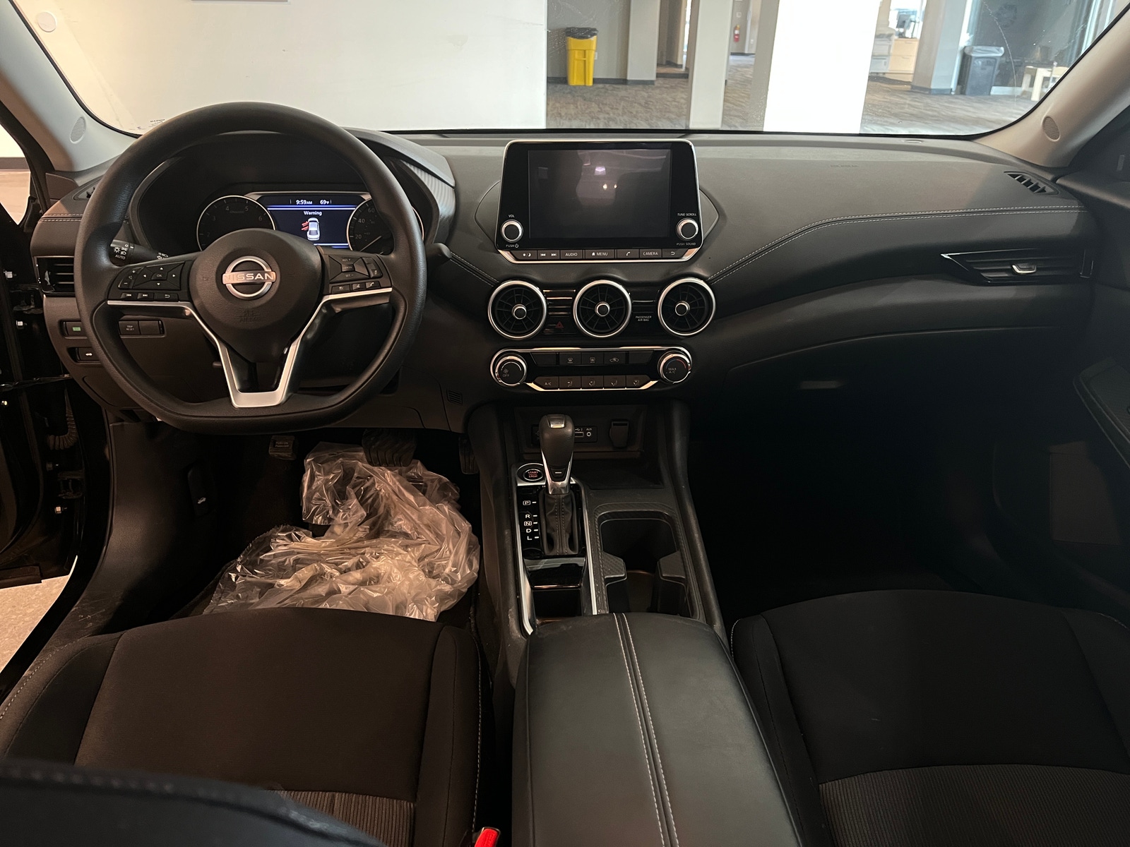 Thumbnail: 2025 Nissan Sentra - 3