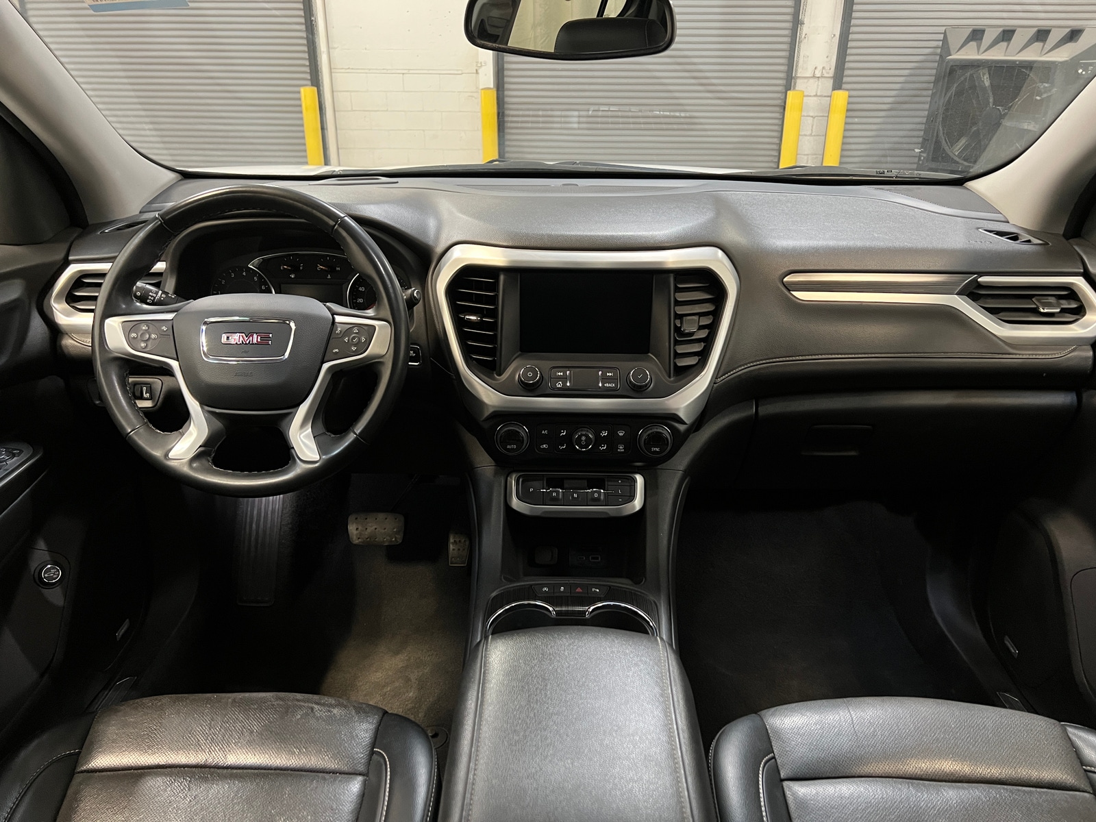 Thumbnail: 2023 GMC Acadia - 2