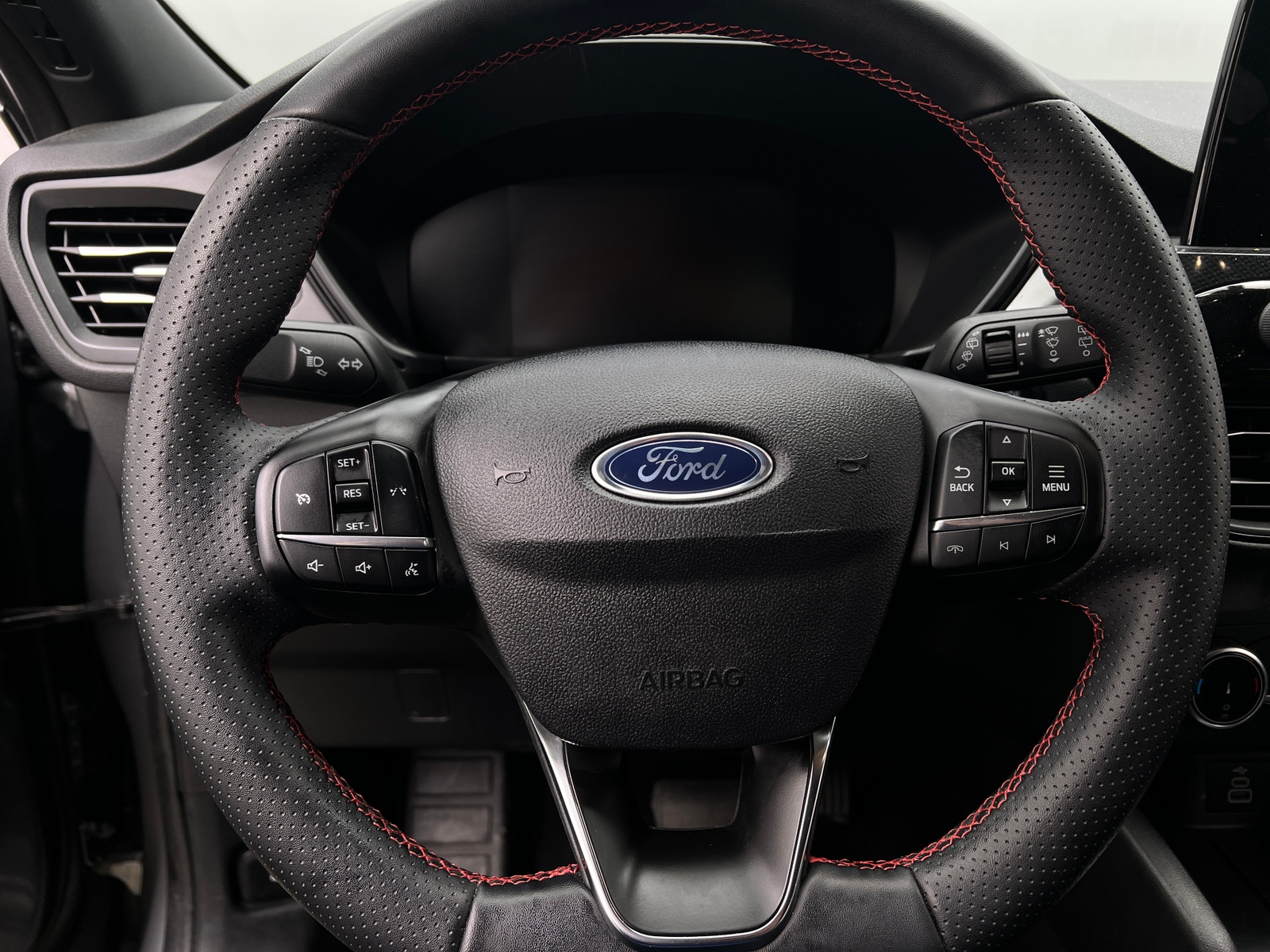 Thumbnail: 2025 Ford Escape - 5