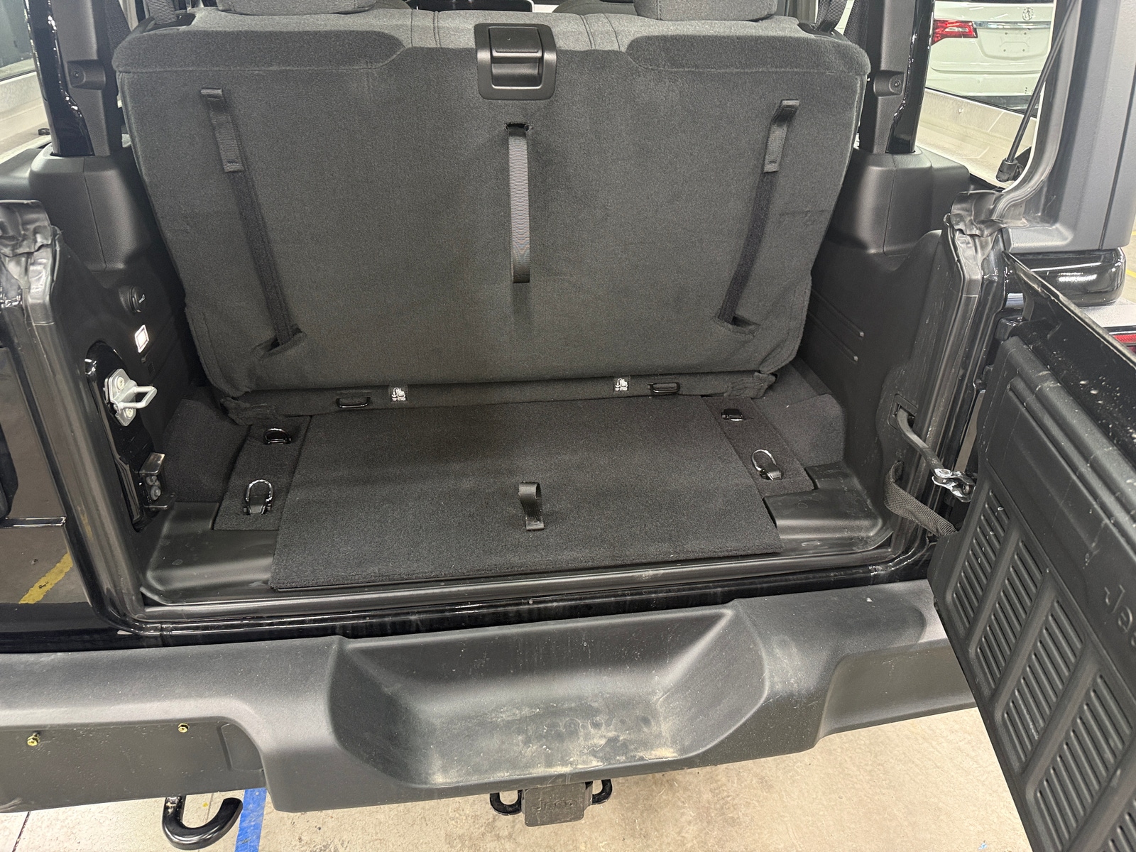 Thumbnail: 2025 Jeep Wrangler - 7