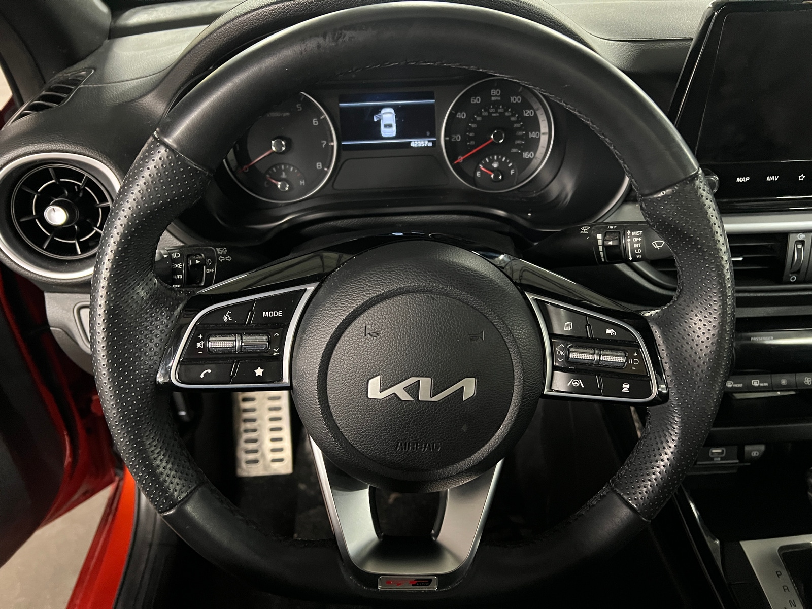 Thumbnail: 2023 Kia Forte - 5