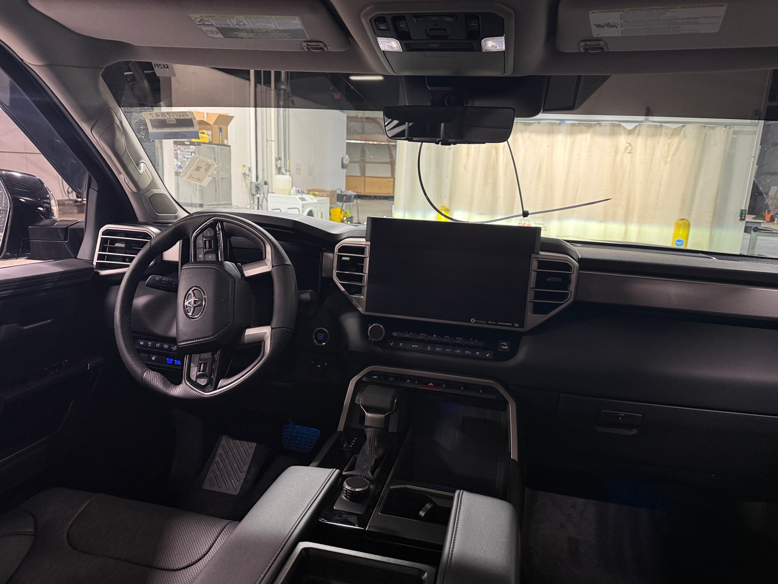 Thumbnail: 2024 Toyota Tundra - 2