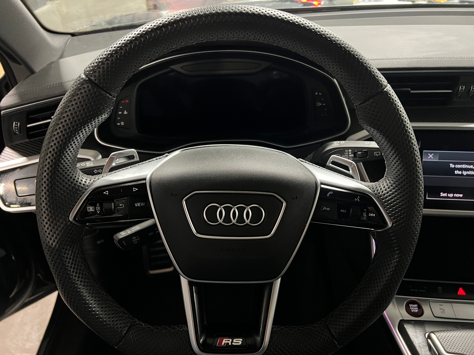 Thumbnail: 2024 Audi RS 6 - 4