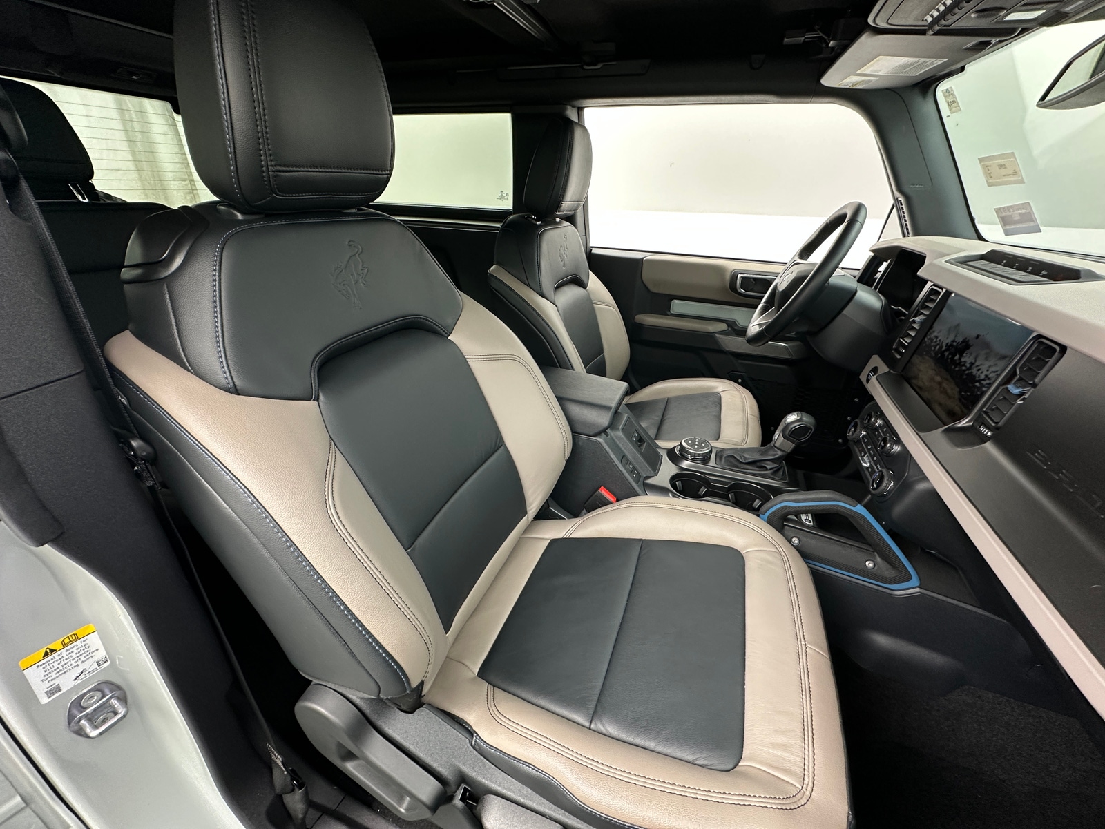 Thumbnail: 2022 Ford Bronco - 2