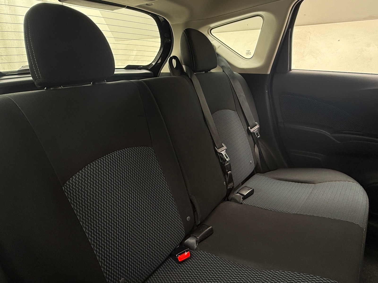 Thumbnail: 2015 Nissan Versa - 6