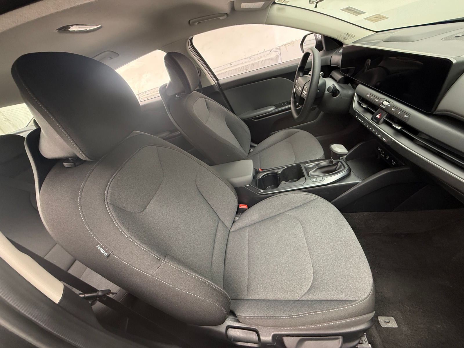 Thumbnail: 2025 Kia K4 - 2