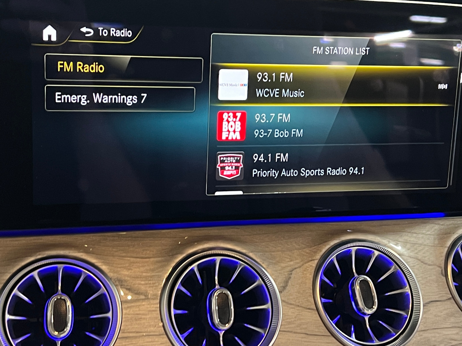 Thumbnail: 2023 Mercedes-Benz E-Class - 3