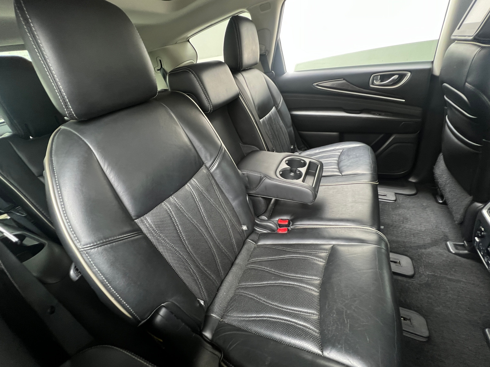 Thumbnail: 2017 INFINITI QX60 - 5