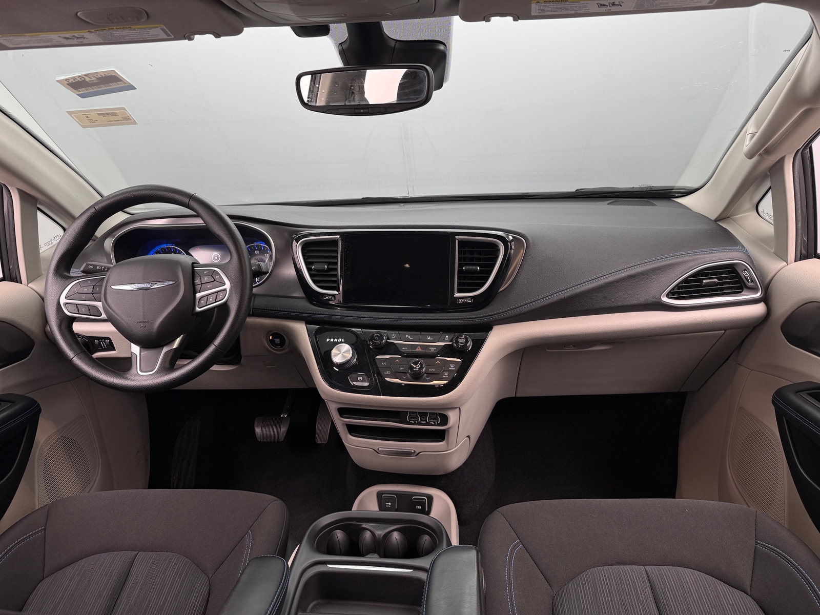 Thumbnail: 2021 Chrysler Pacifica - 3