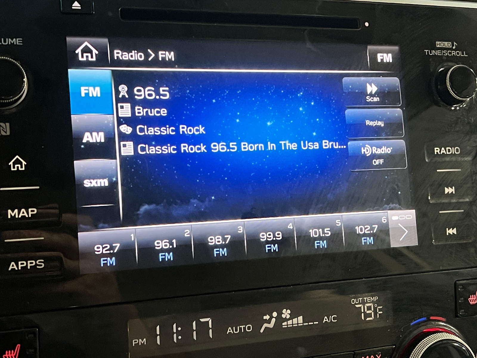 Thumbnail: 2018 Subaru Legacy - 3