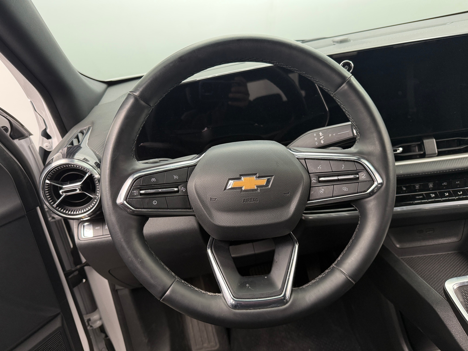 Thumbnail: 2025 Chevrolet Equinox - 5