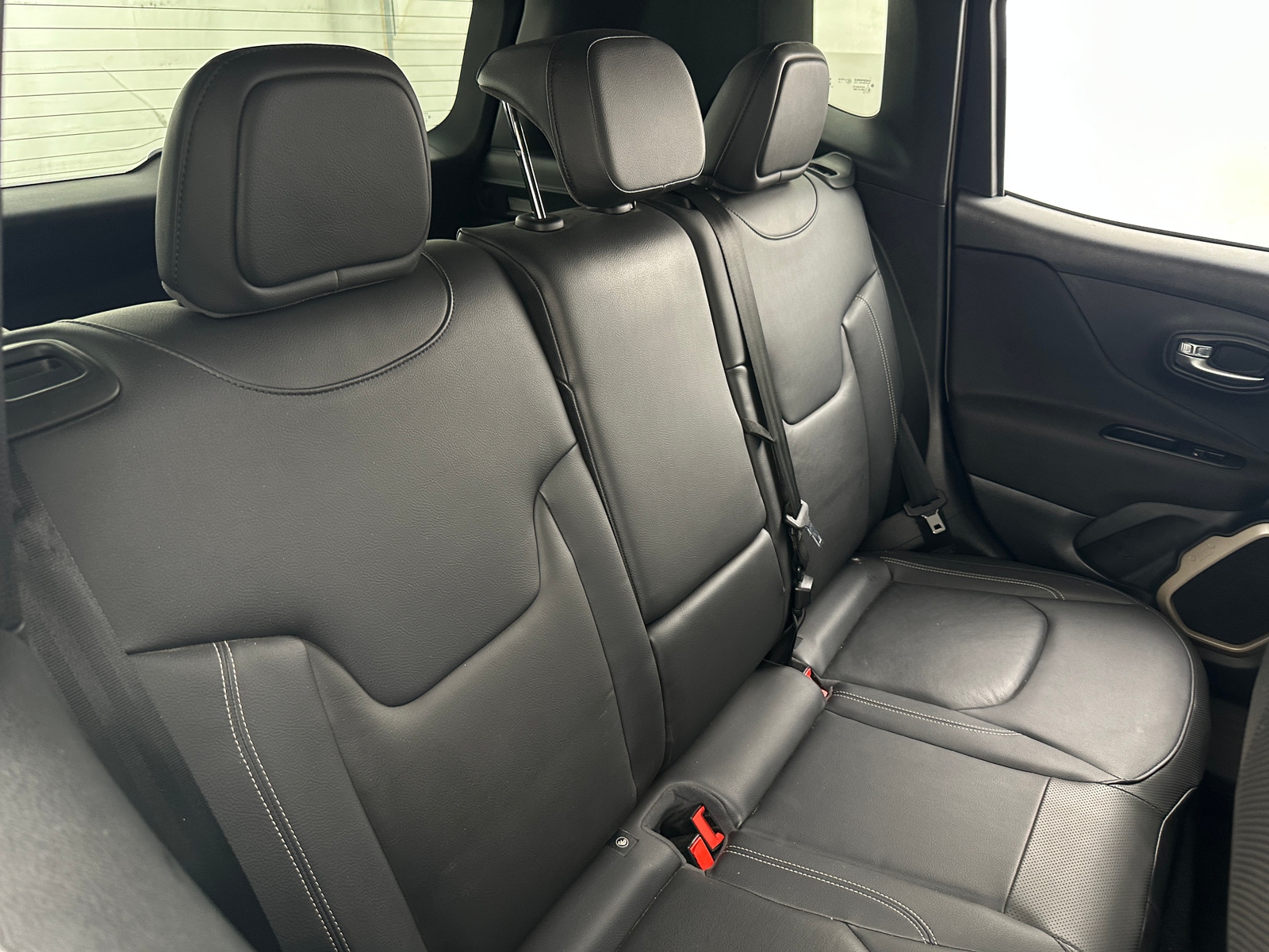 Thumbnail: 2015 Jeep Renegade - 5