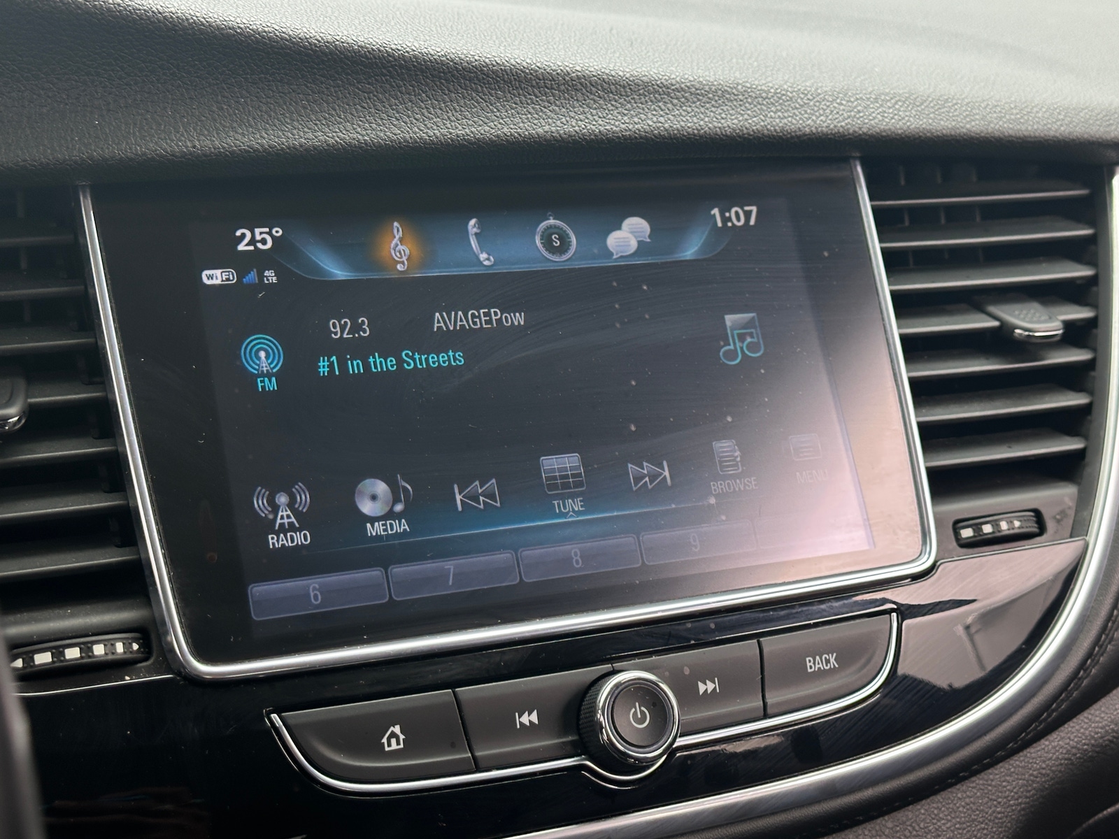 Thumbnail: 2019 Buick Encore - 4