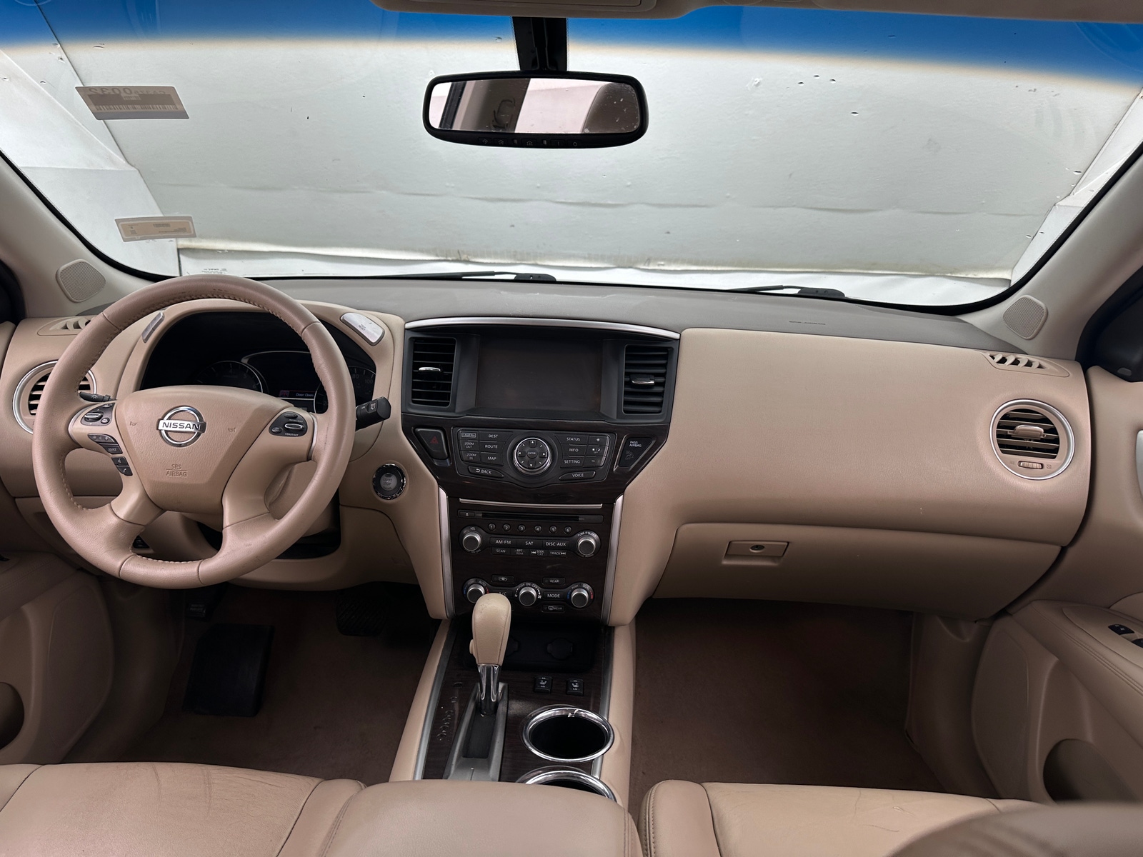 Thumbnail: 2015 Nissan Pathfinder - 2