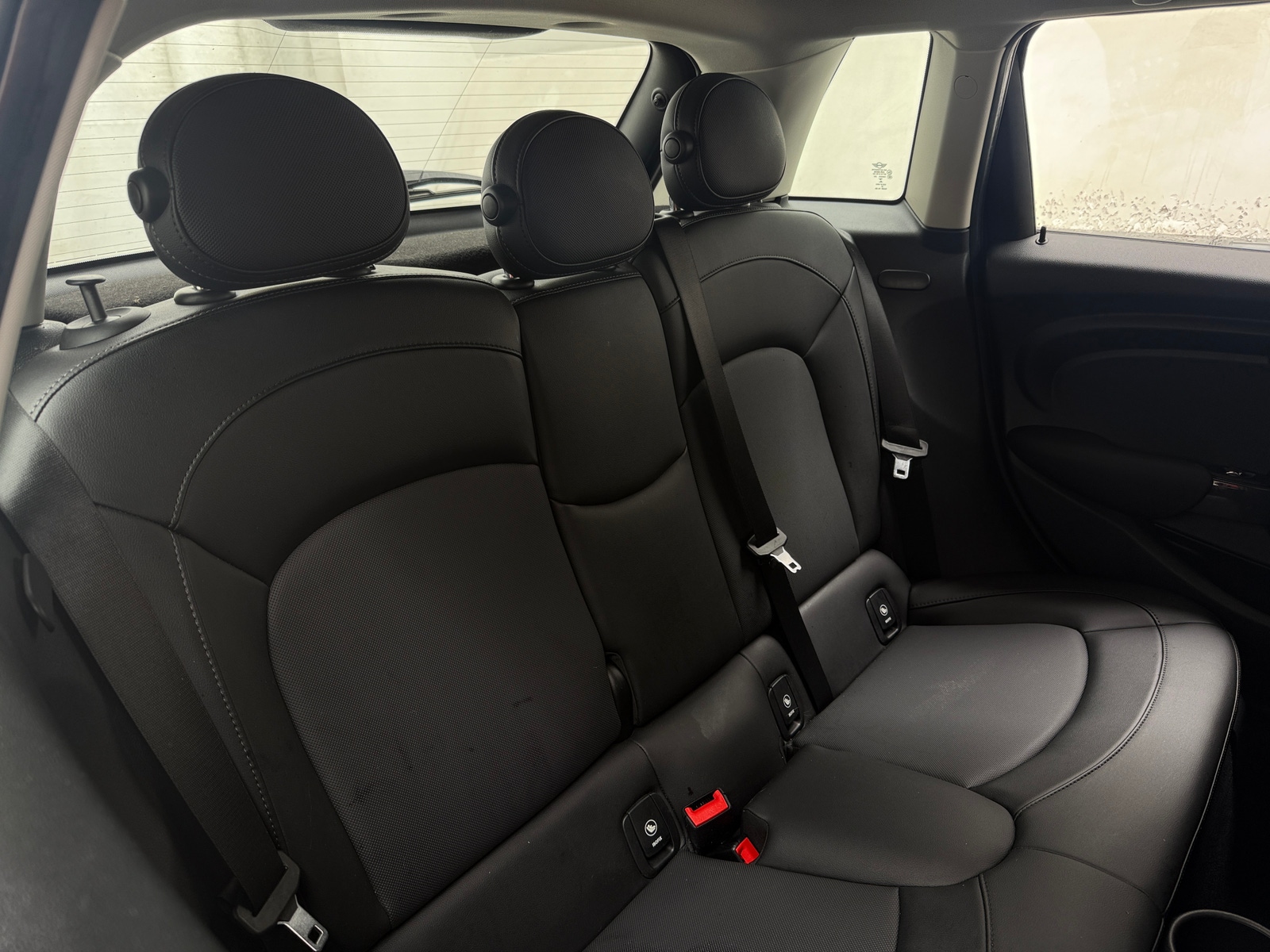 Thumbnail: 2019 MINI Cooper Hardtop - 5