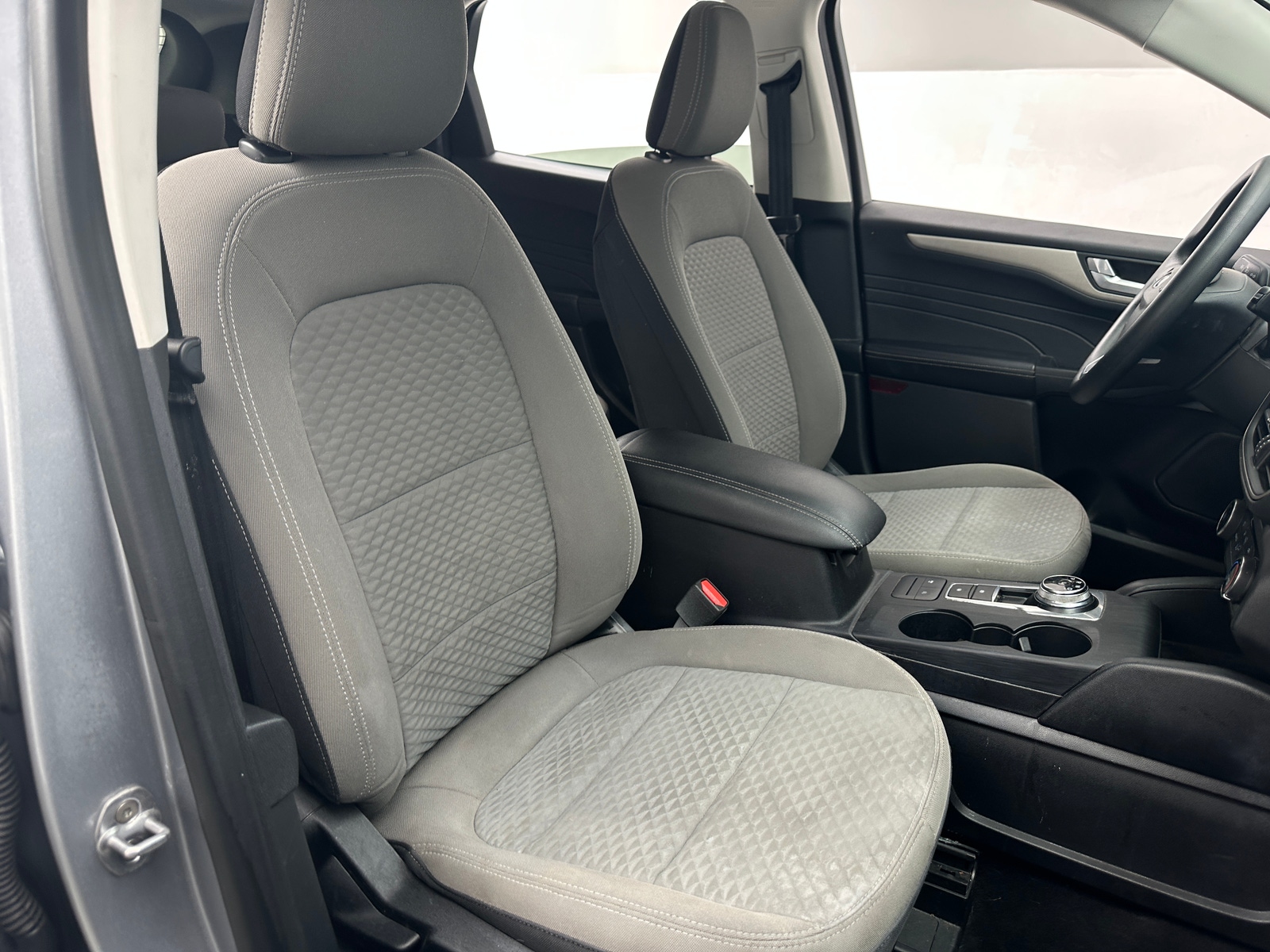 Thumbnail: 2021 Ford Escape - 2