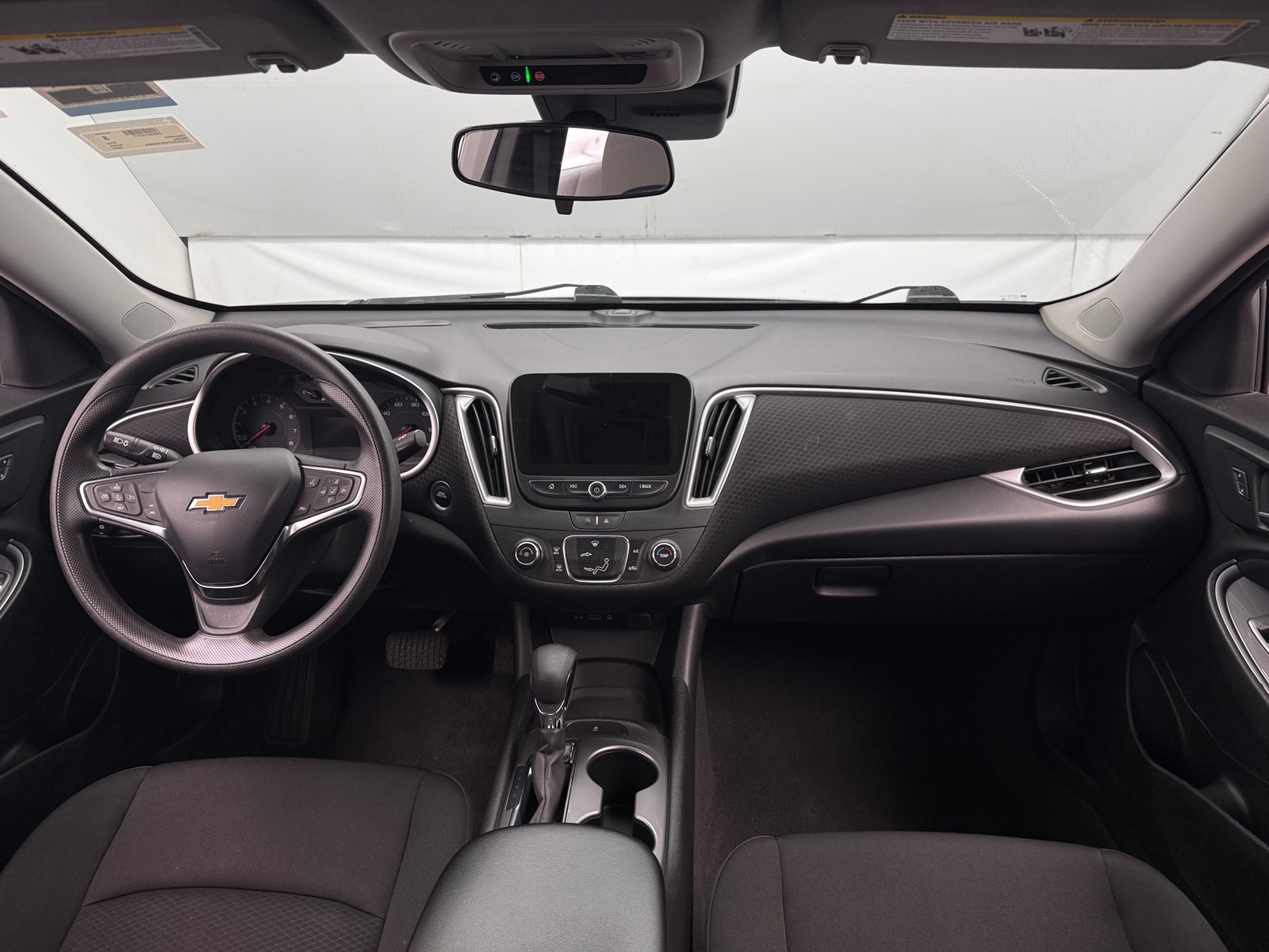 Thumbnail: 2024 Chevrolet Malibu - 3