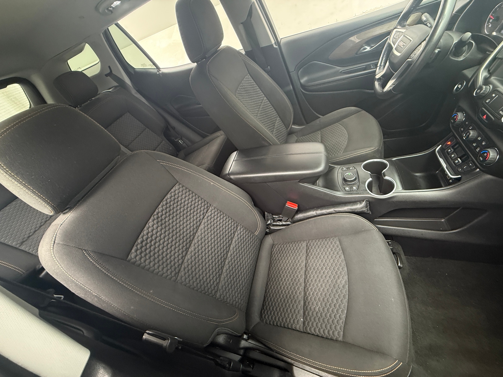 Thumbnail: 2019 GMC Terrain - 2