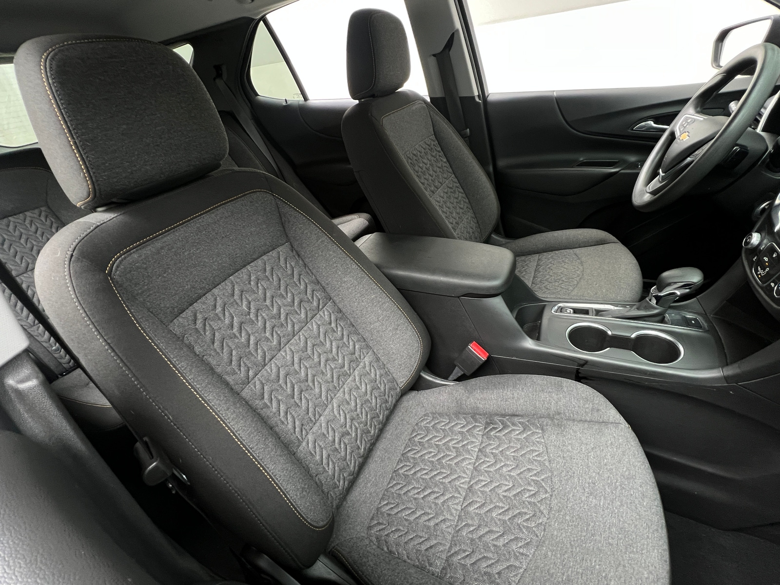 Thumbnail: 2022 Chevrolet Equinox - 2