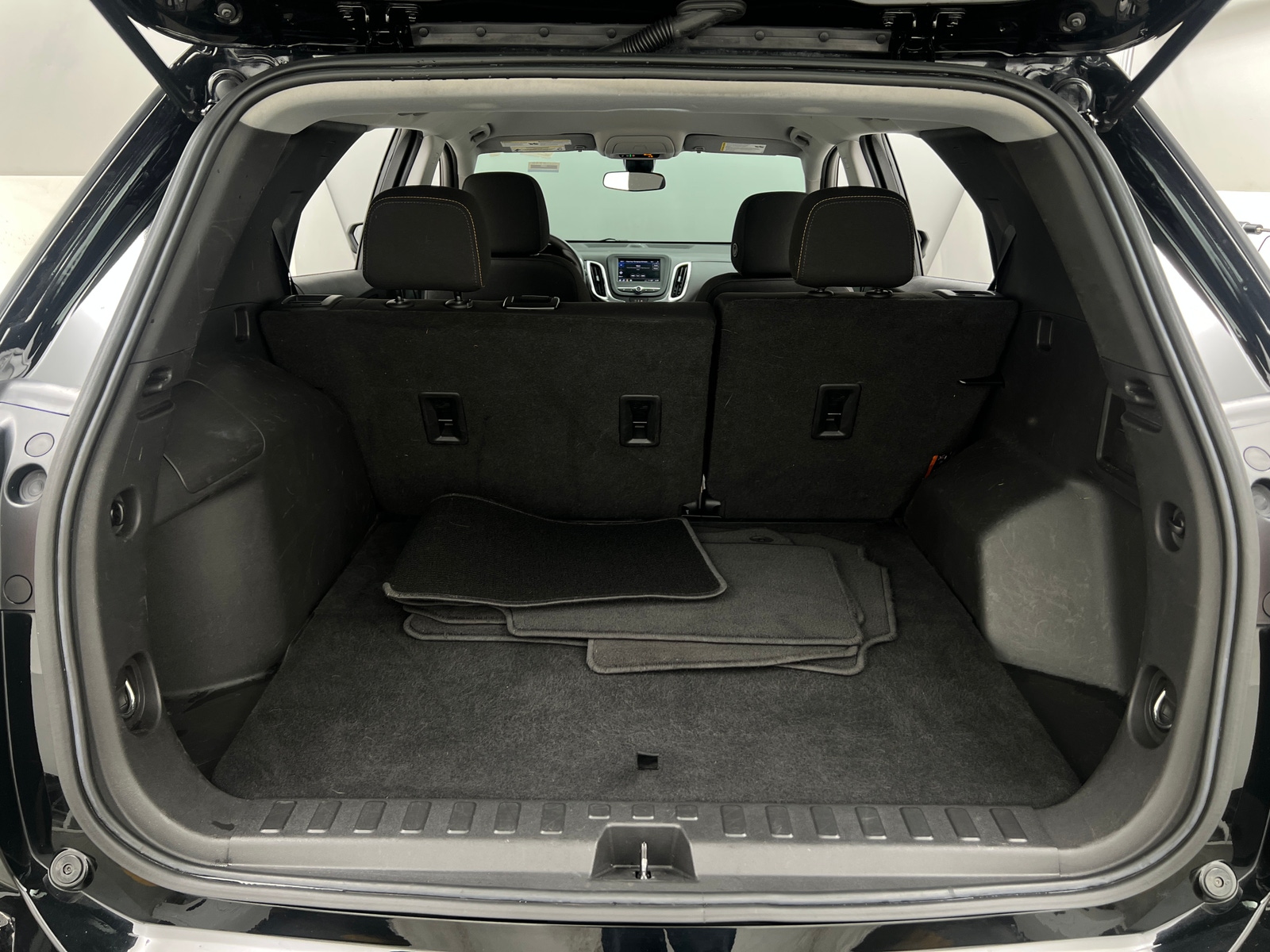 Thumbnail: 2022 Chevrolet Equinox - 7