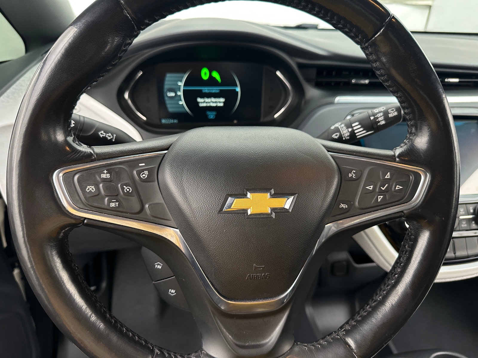 Thumbnail: 2019 Chevrolet Bolt EV - 4