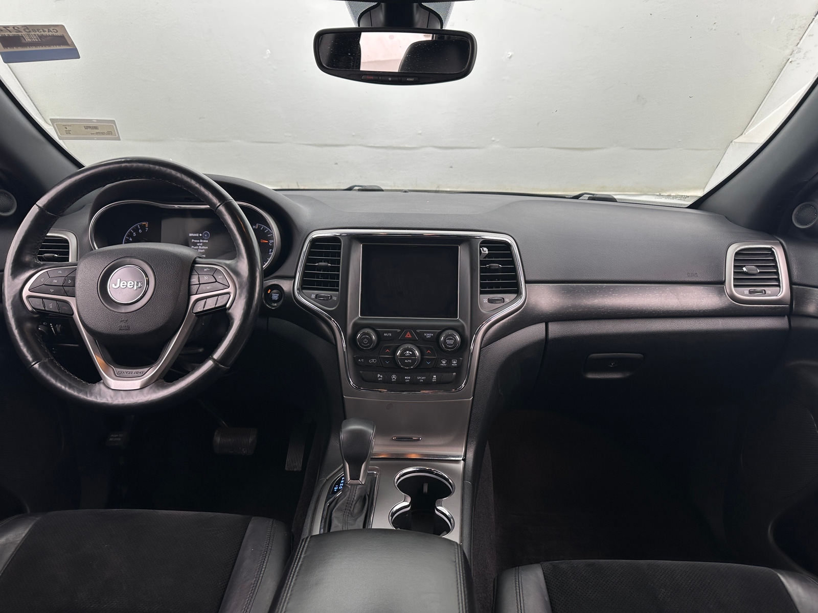 Thumbnail: 2018 Jeep Grand Cherokee - 3