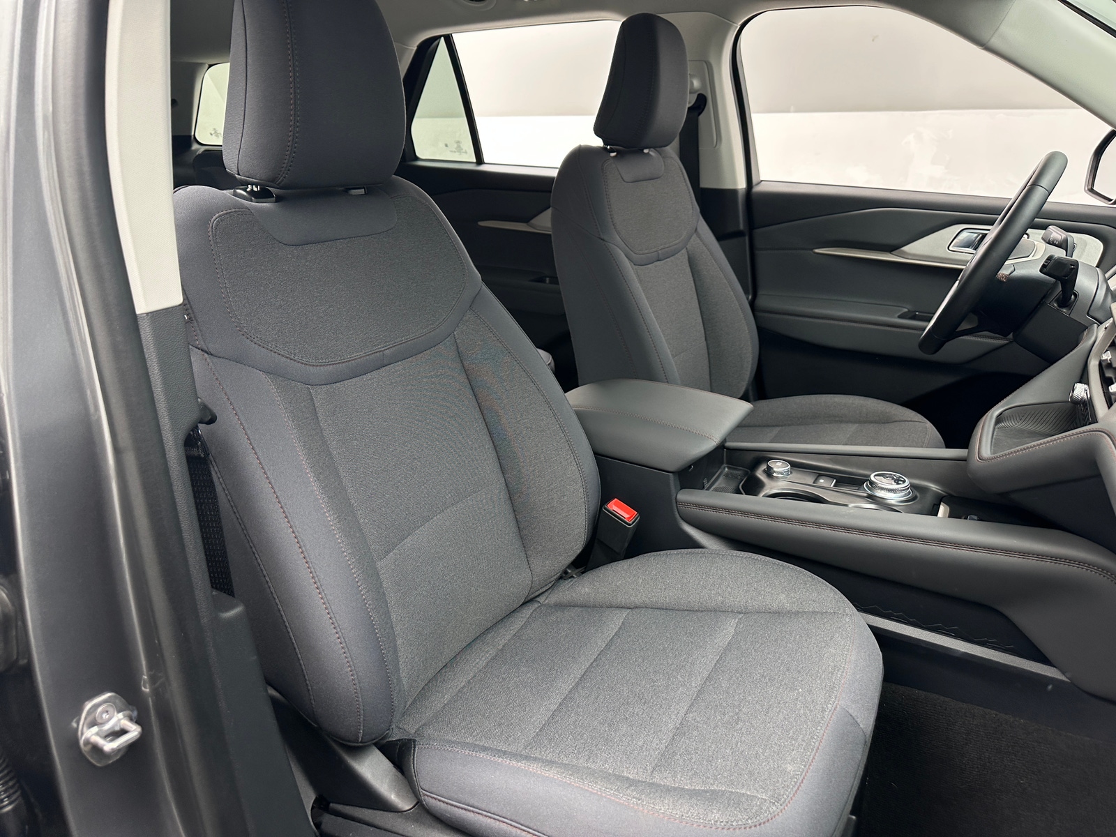 Thumbnail: 2025 Ford Explorer - 2