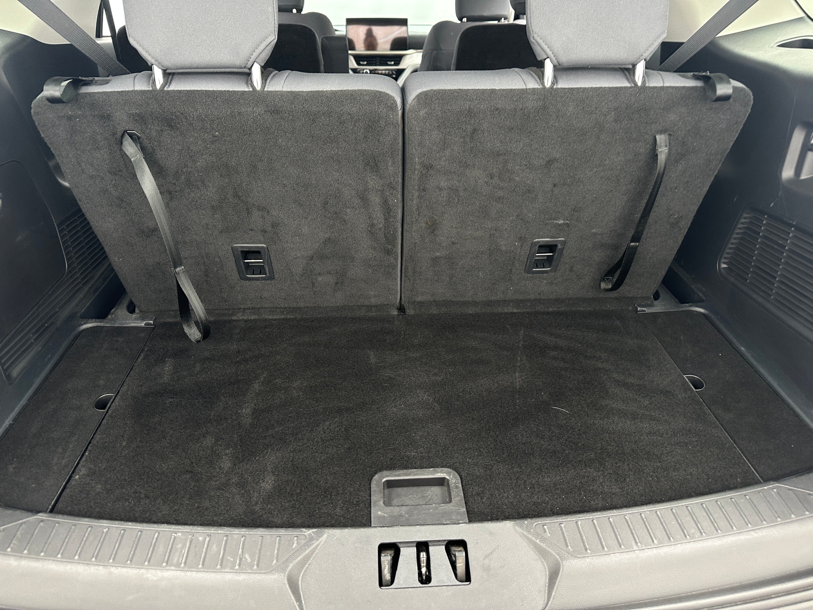 Thumbnail: 2025 Ford Explorer - 7