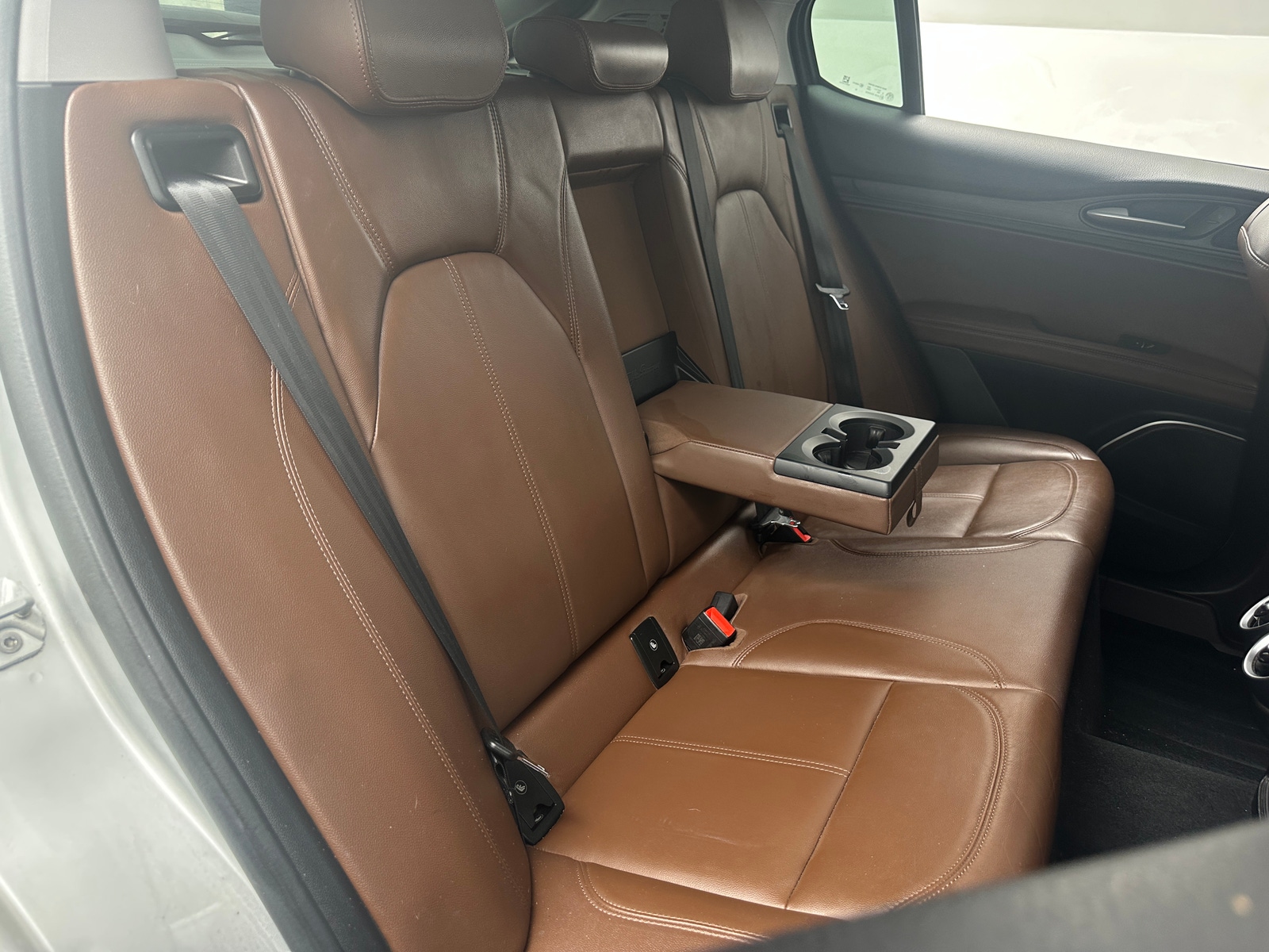 Thumbnail: 2020 Alfa Romeo Stelvio - 5