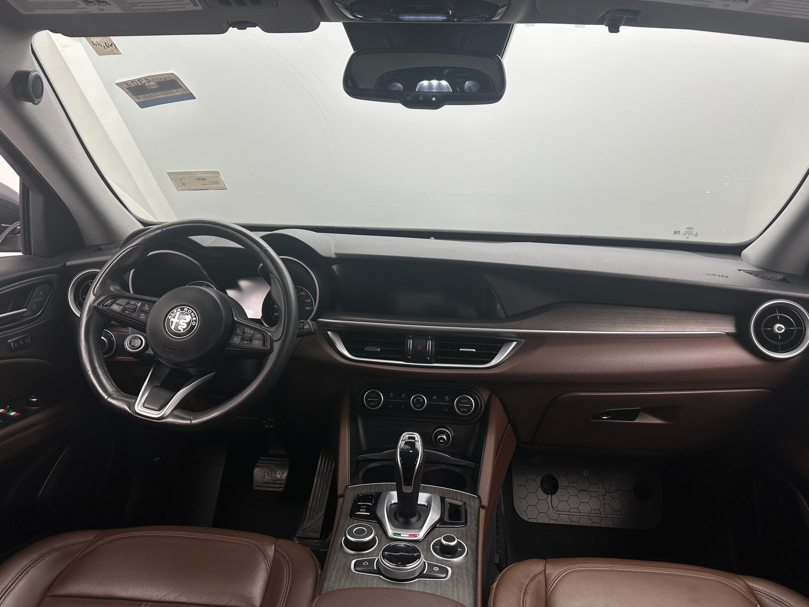 Thumbnail: 2020 Alfa Romeo Stelvio - 2