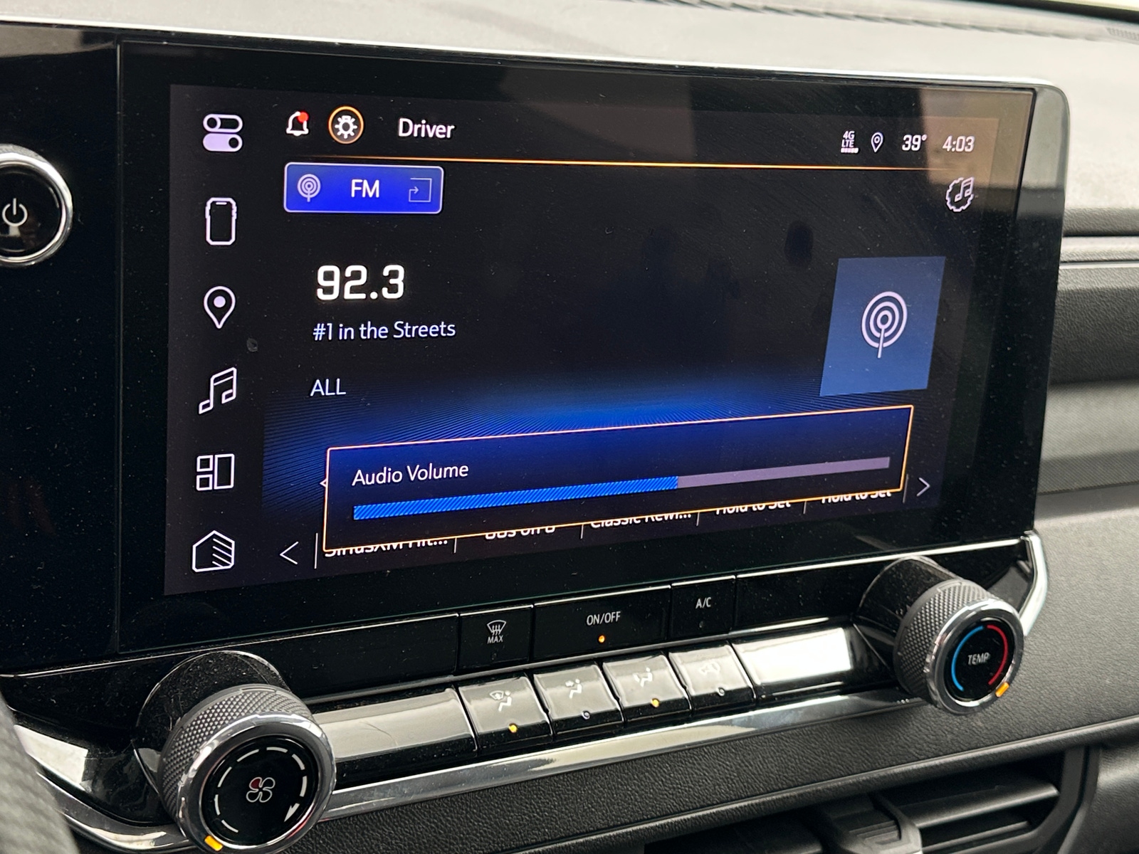 Thumbnail: 2024 Chevrolet Colorado - 4