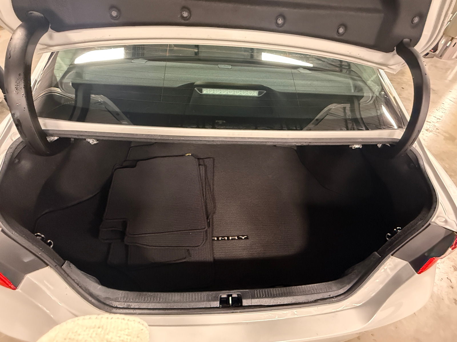 Thumbnail: 2022 Toyota Camry - 6