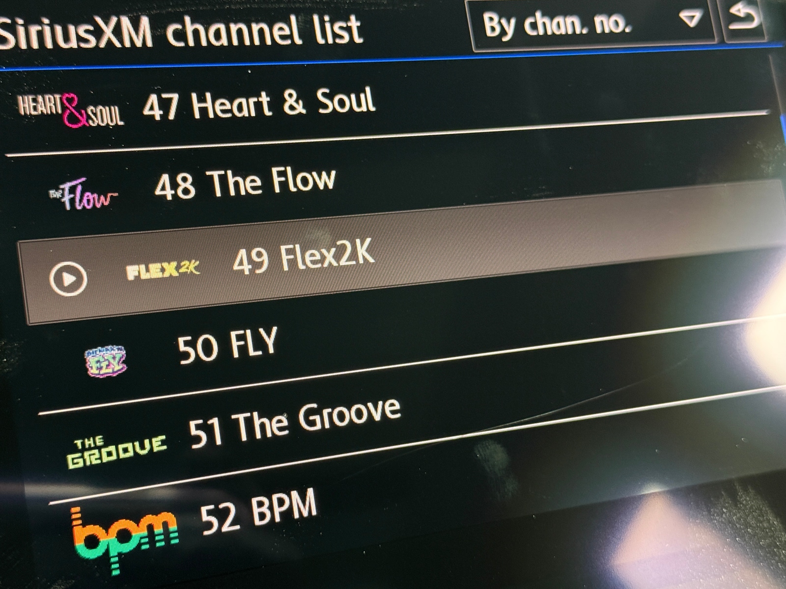 Thumbnail: 2019 Volkswagen Tiguan - 3