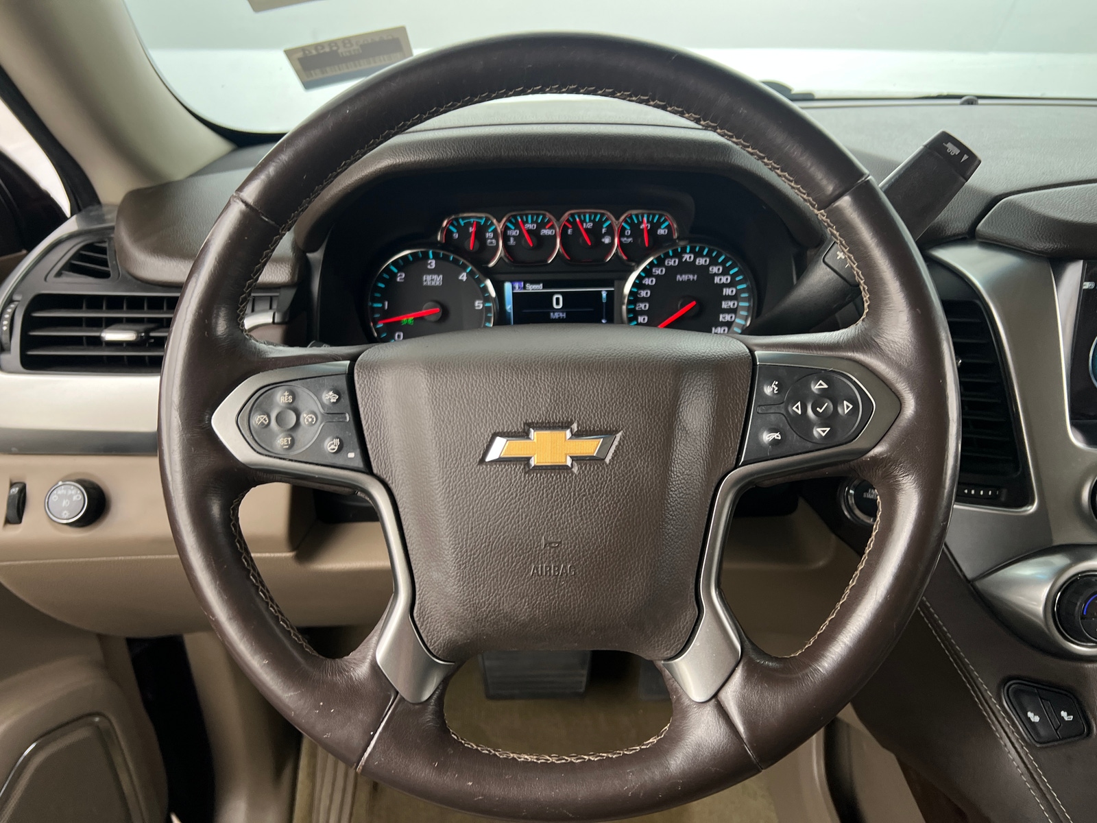 Thumbnail: 2019 Chevrolet Tahoe - 4