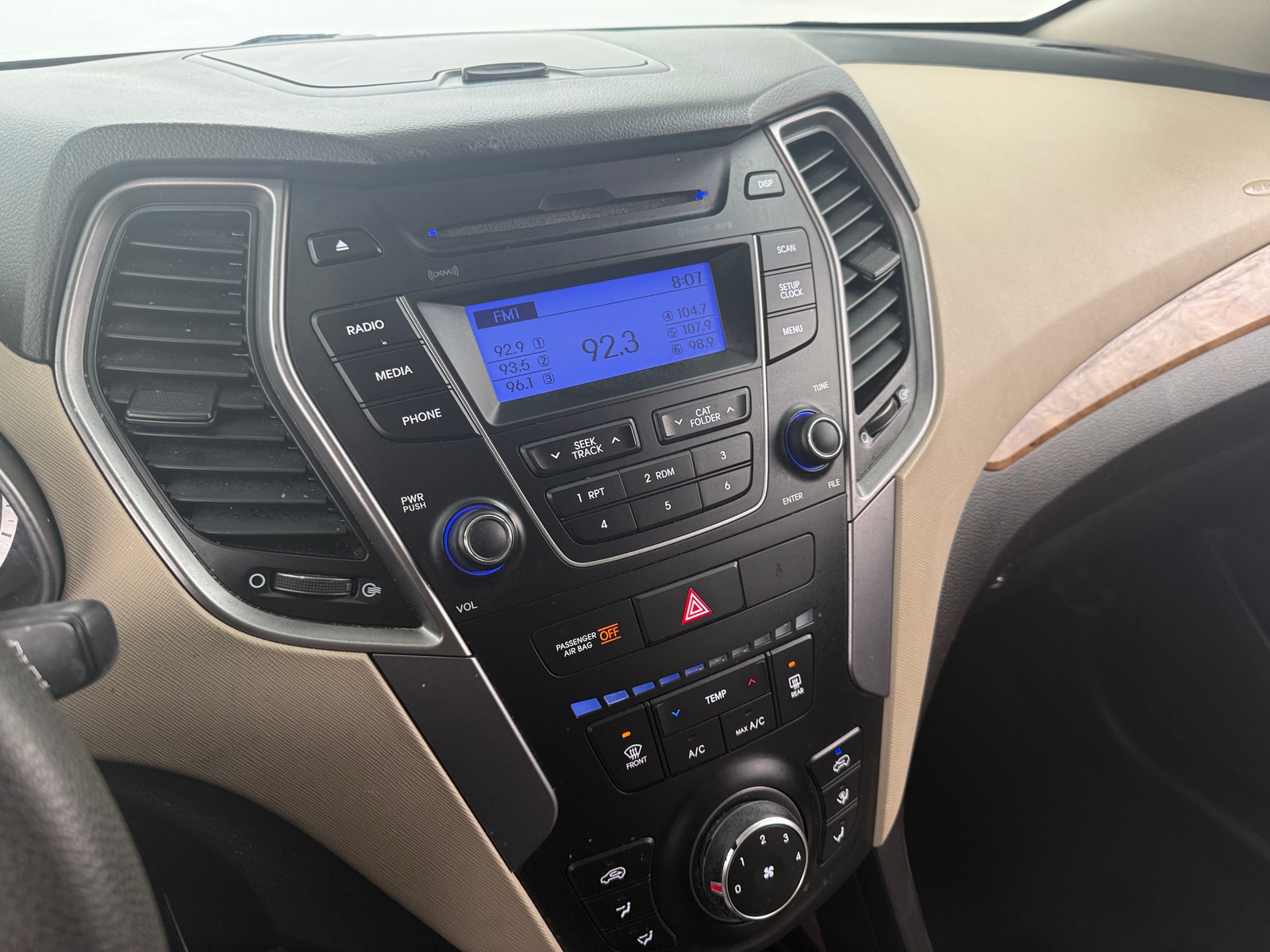 Thumbnail: 2013 Hyundai Santa Fe - 4