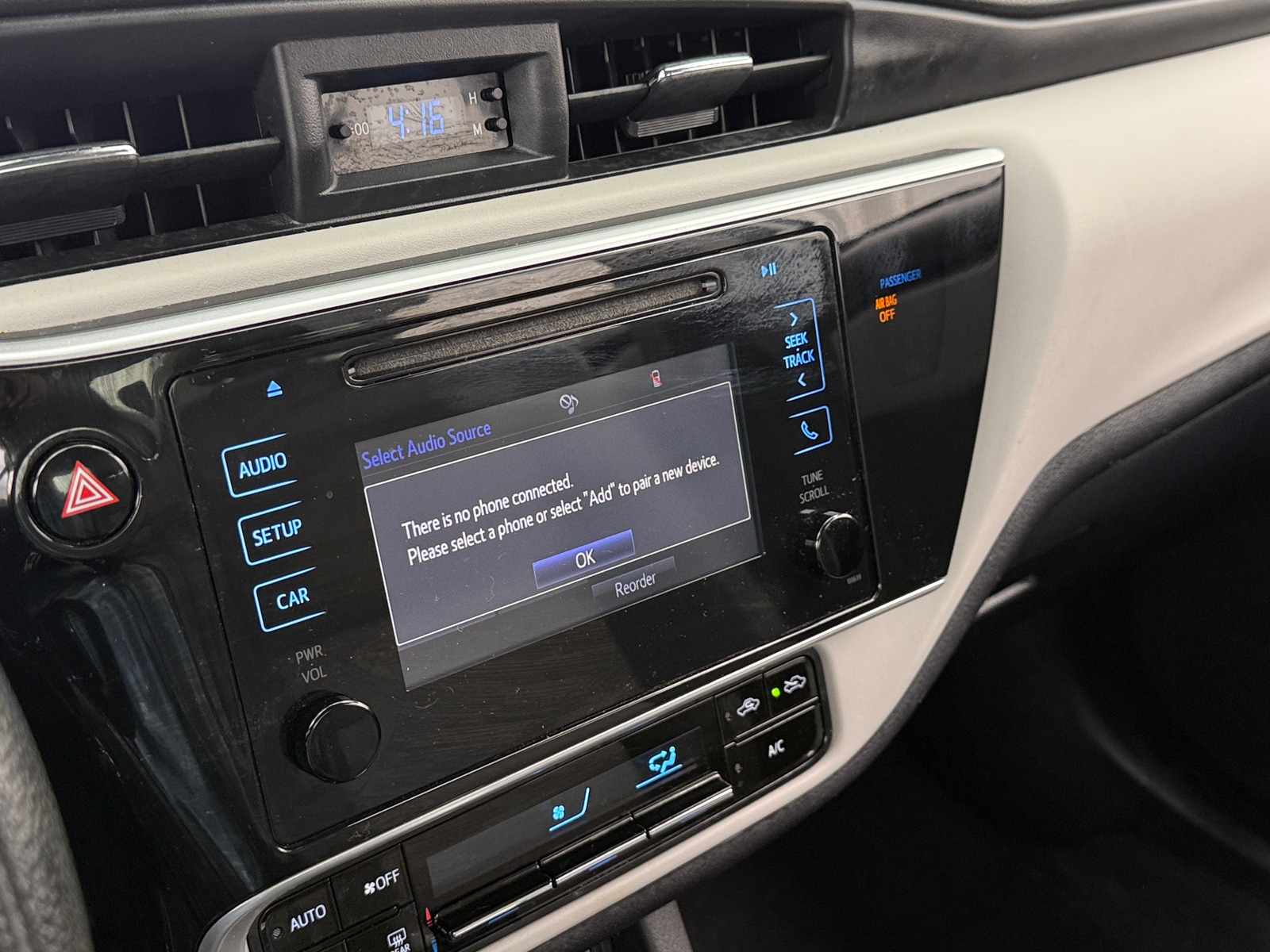 Thumbnail: 2018 Toyota Corolla - 4