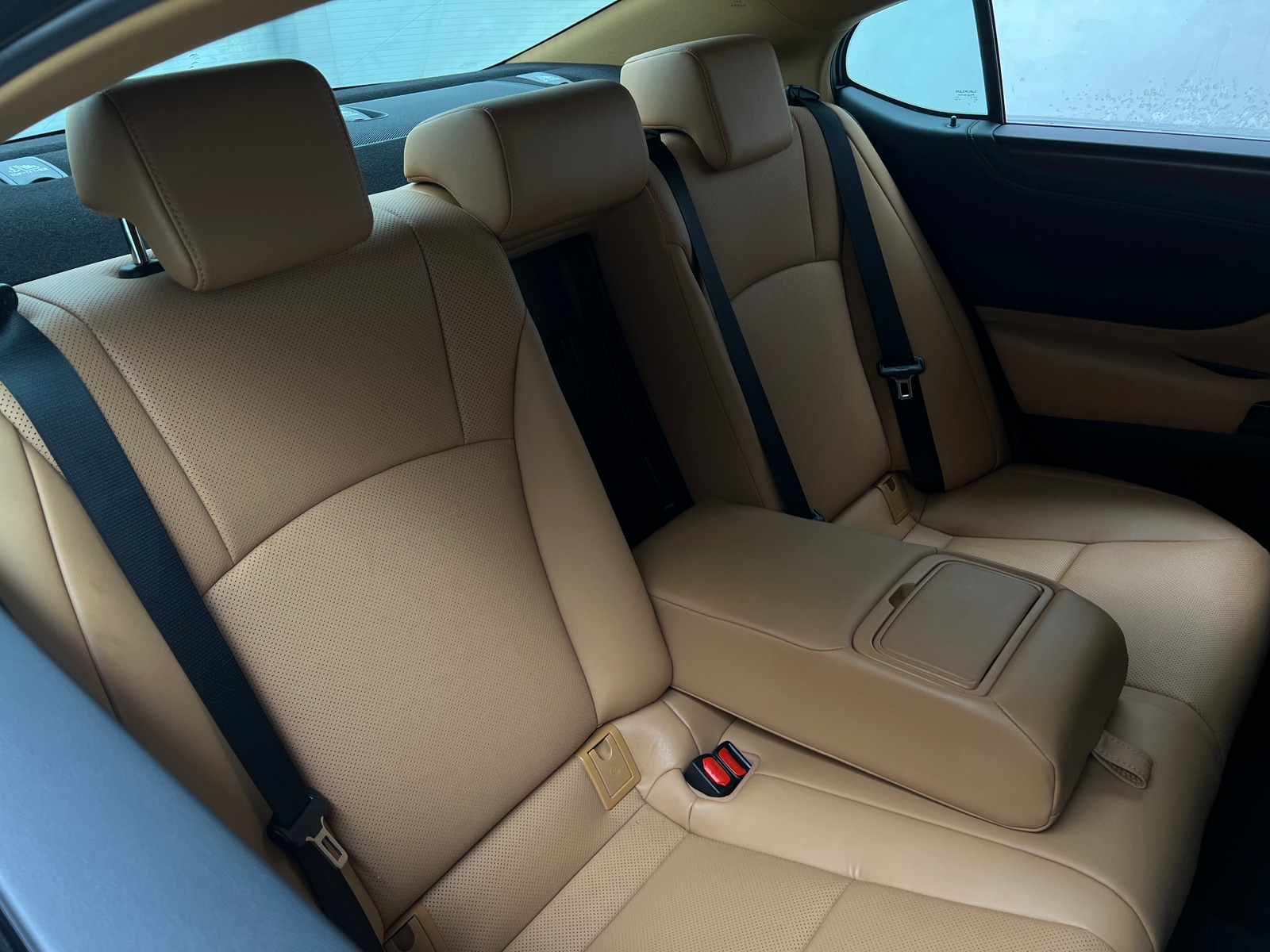 Thumbnail: 2023 Lexus ES - 5