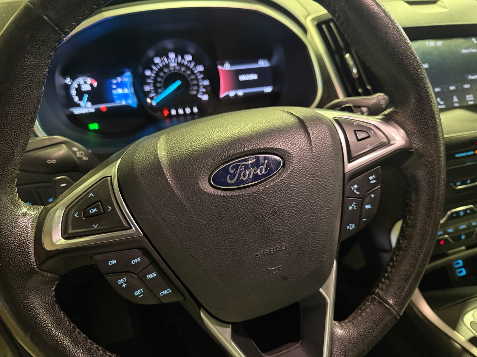 Thumbnail: 2016 Ford Edge - 4