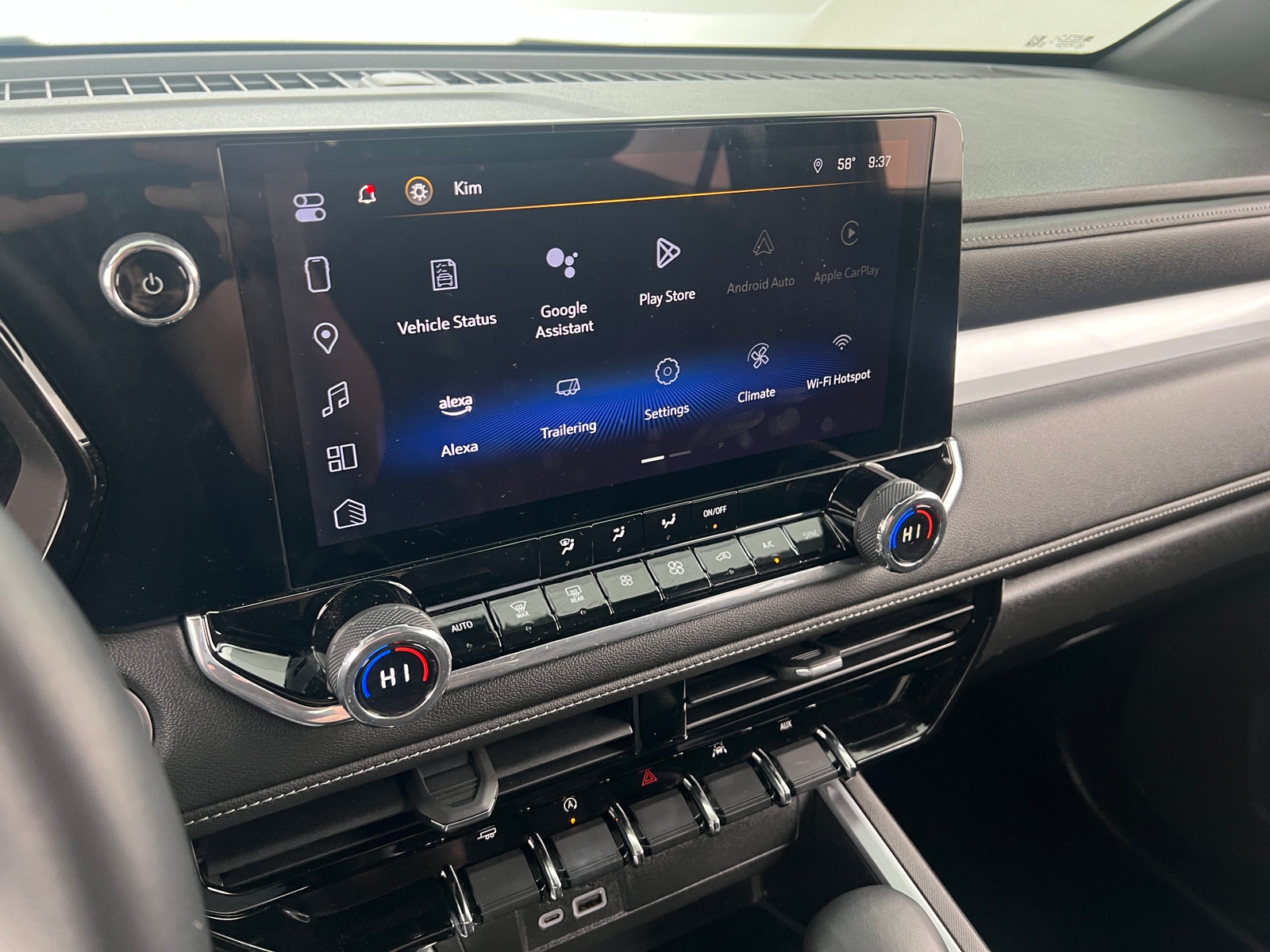 Thumbnail: 2024 Chevrolet Colorado - 4