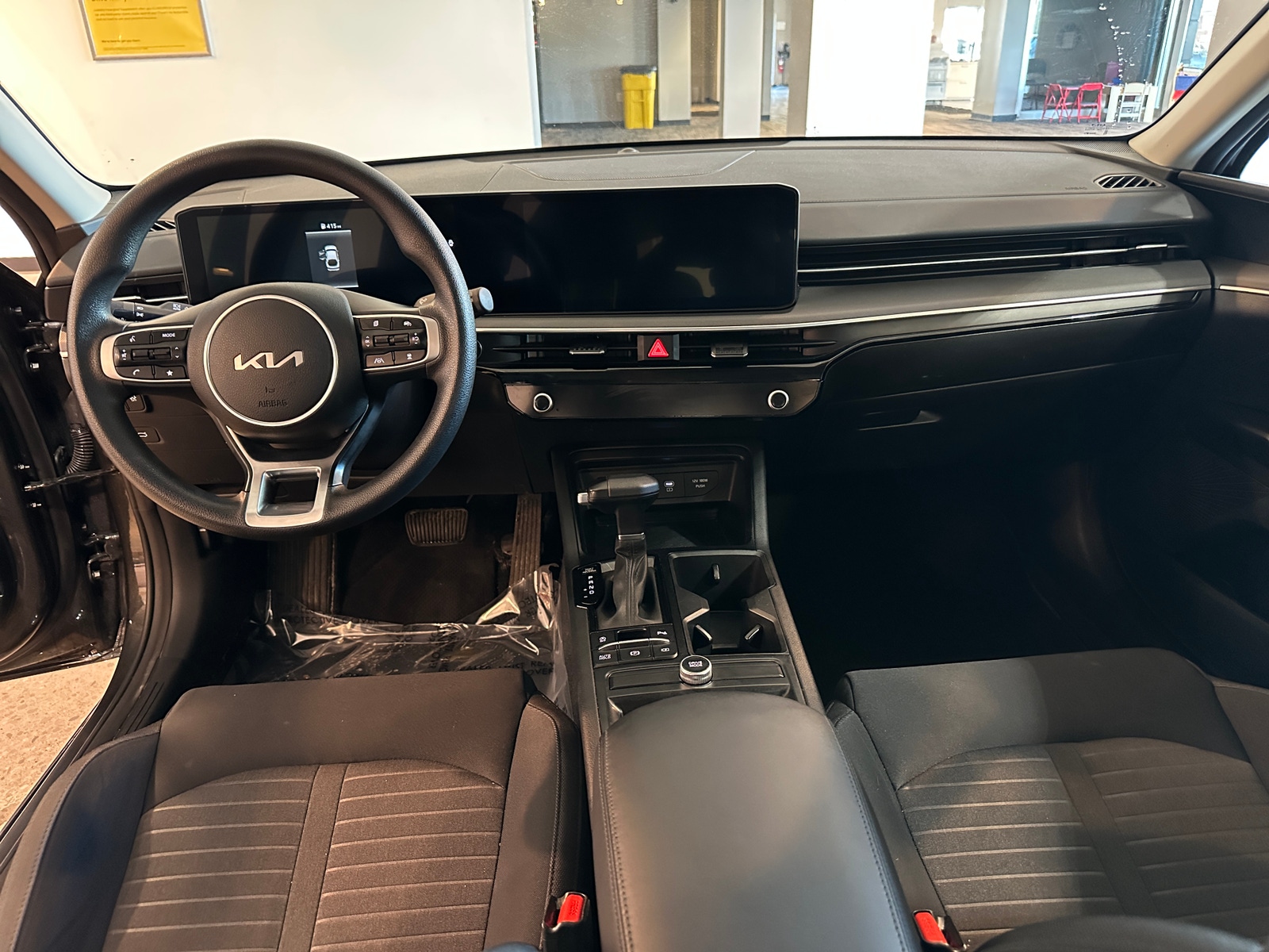 Thumbnail: 2025 Kia K5 - 3