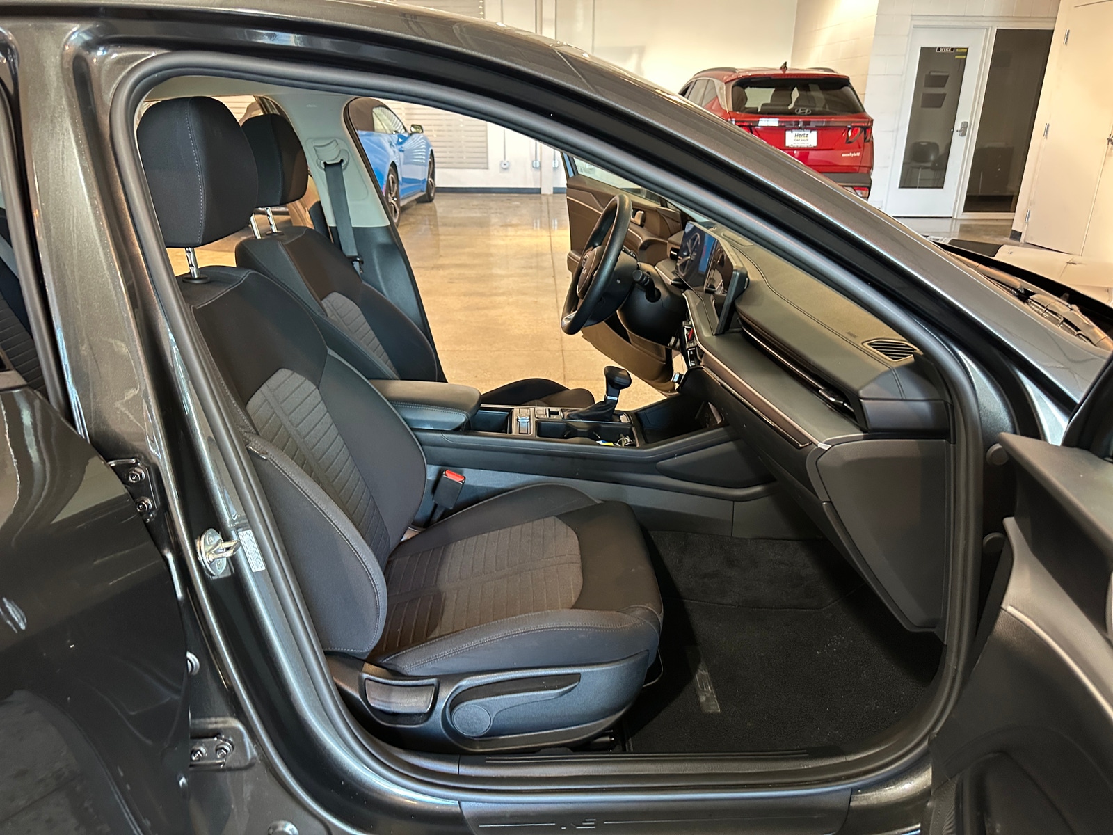 Thumbnail: 2025 Kia K5 - 2