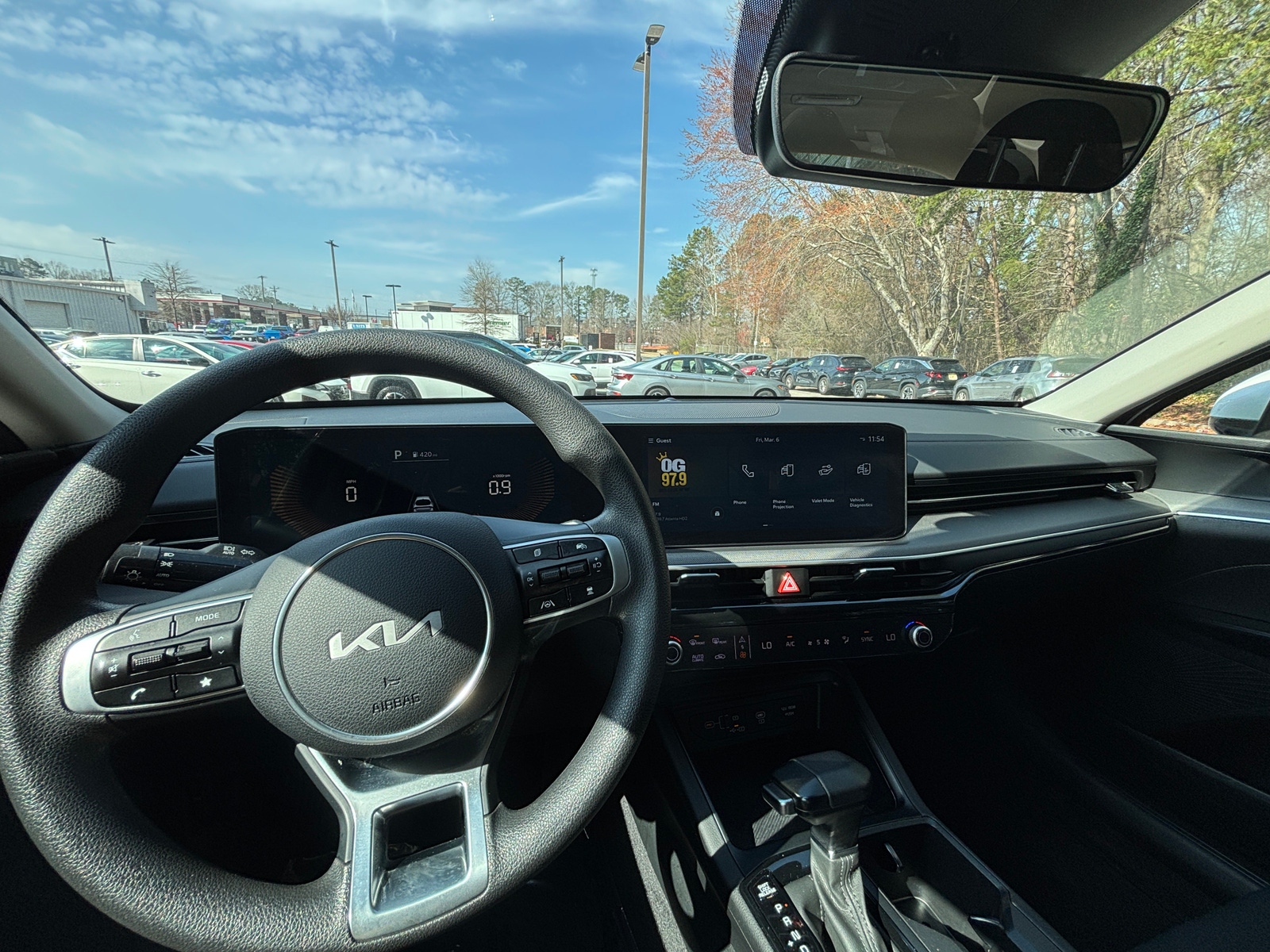 Thumbnail: 2025 Kia K5 - 3