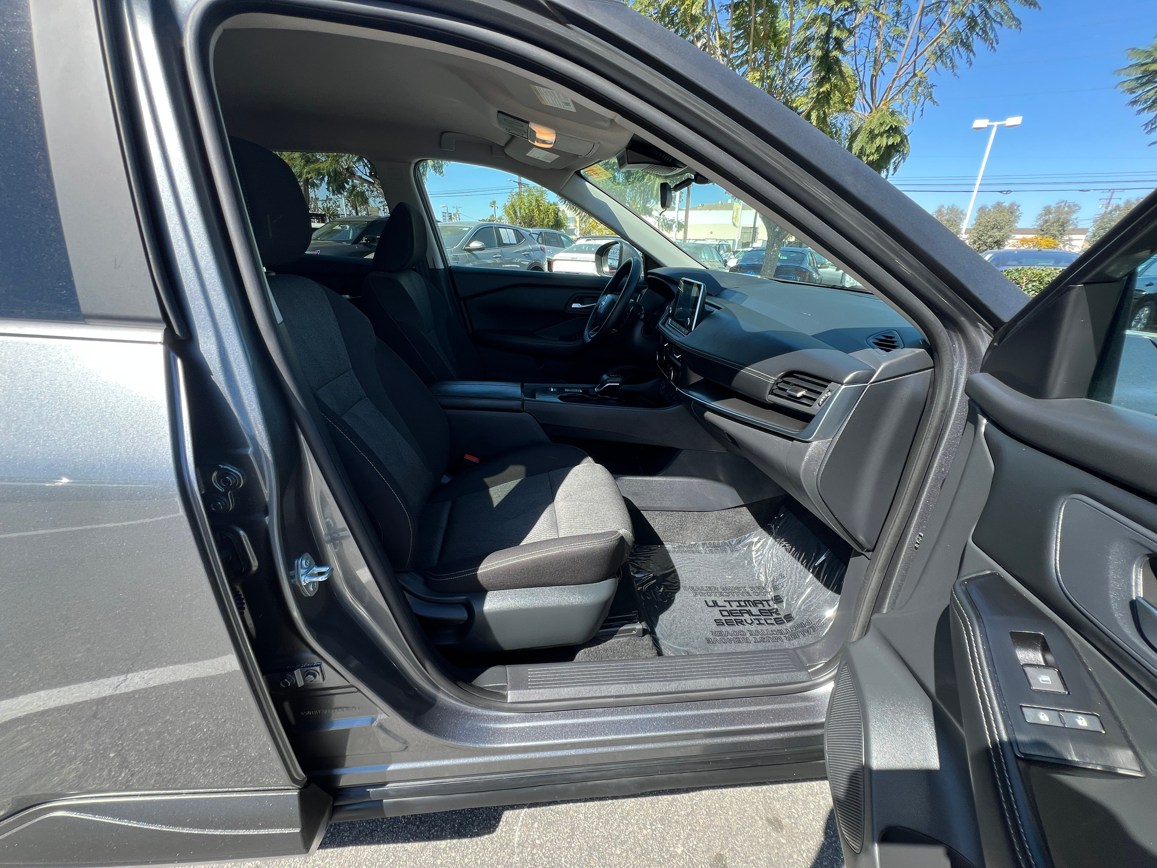 Thumbnail: 2025 Nissan Rogue - 2