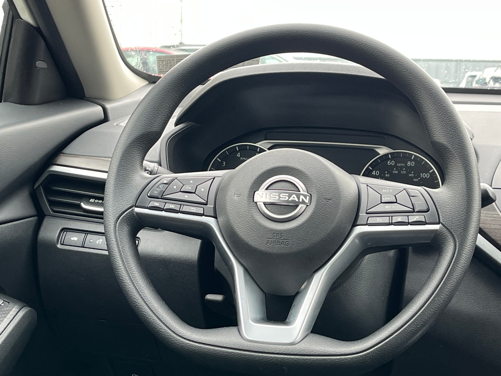 Thumbnail: 2025 Nissan Altima - 5