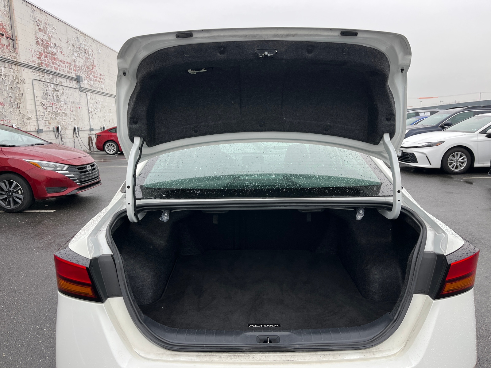 Thumbnail: 2025 Nissan Altima - 6