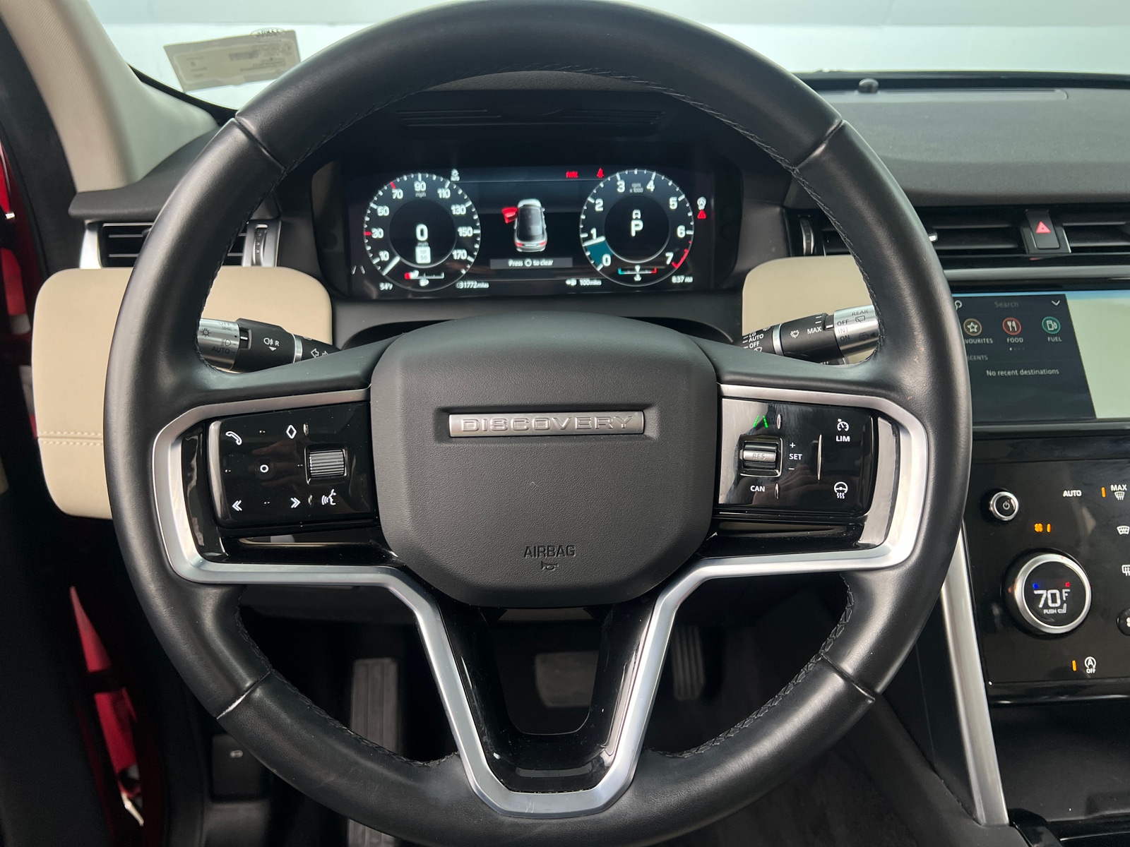 Thumbnail: 2022 Land Rover Discovery Sport - 4