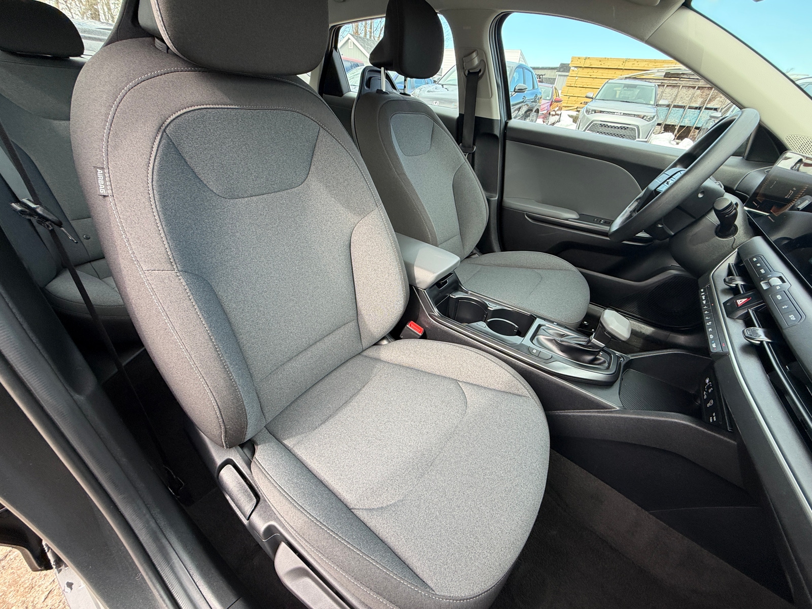 Thumbnail: 2025 Kia K4 - 2