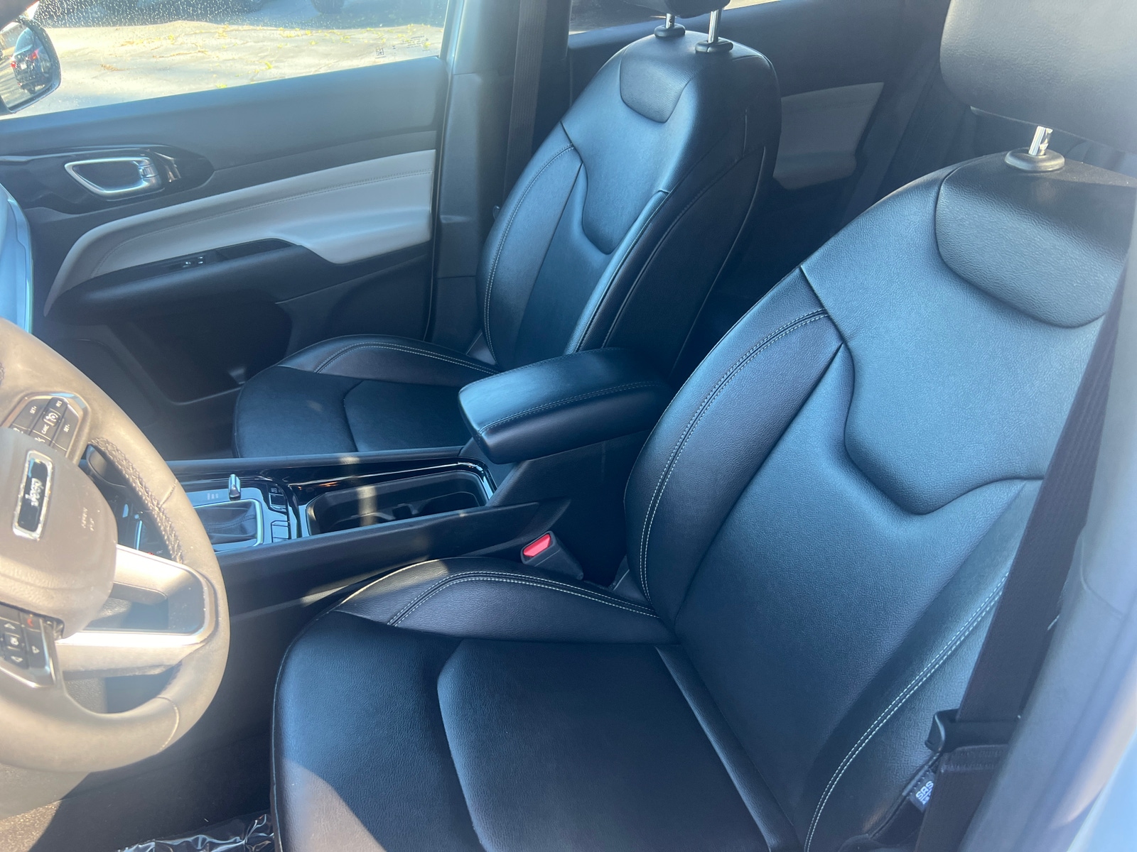 Thumbnail: 2025 Jeep Compass - 2