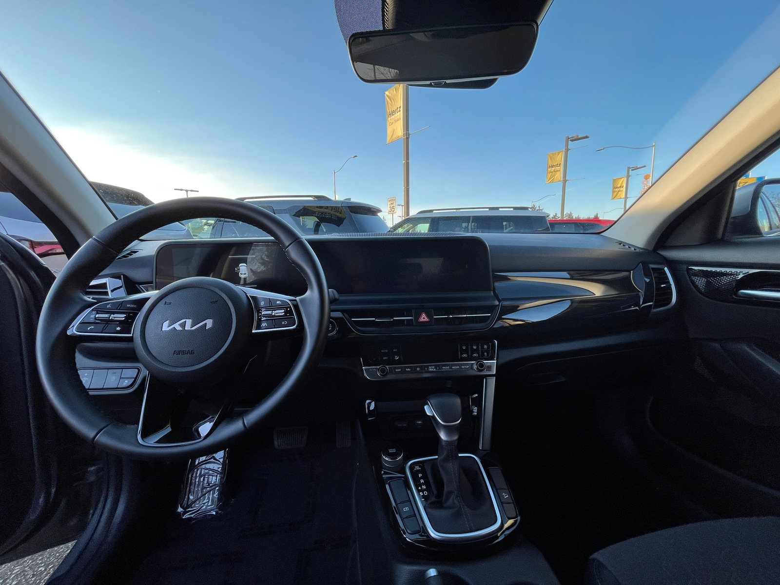 Thumbnail: 2025 Kia Seltos - 3