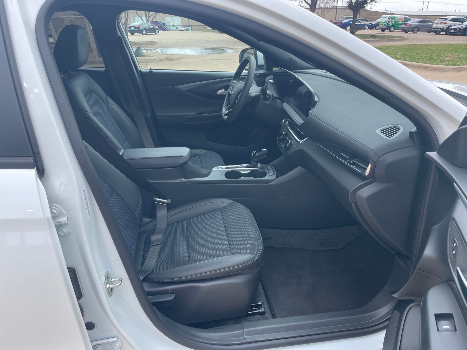 Thumbnail: 2025 Buick Envista - 2